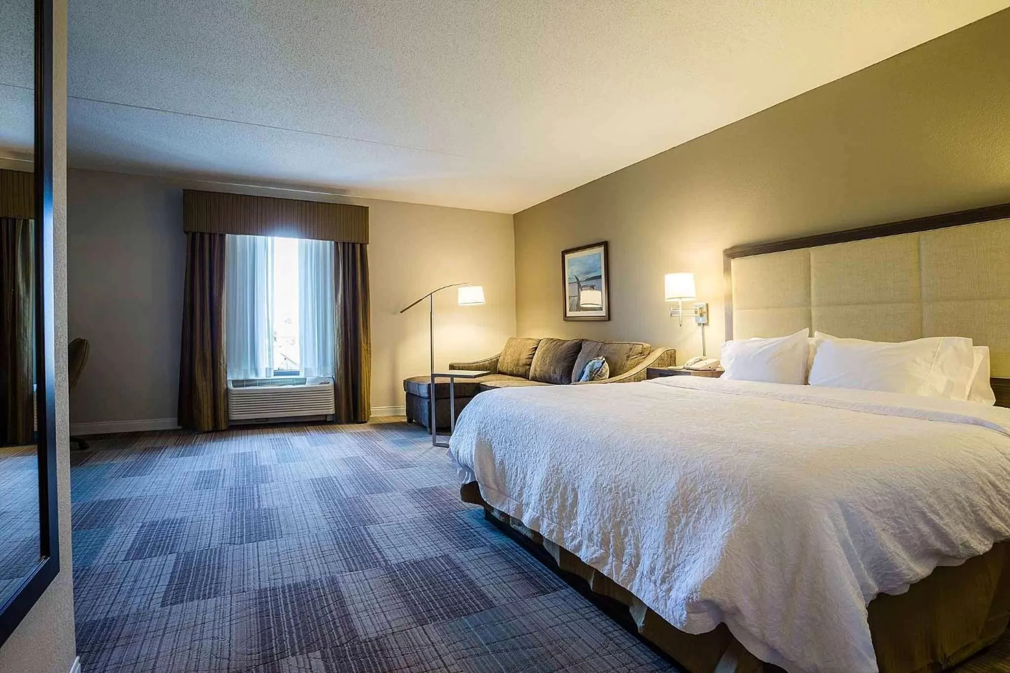 King Room - Non-Smoking in Hampton Inn Somerset