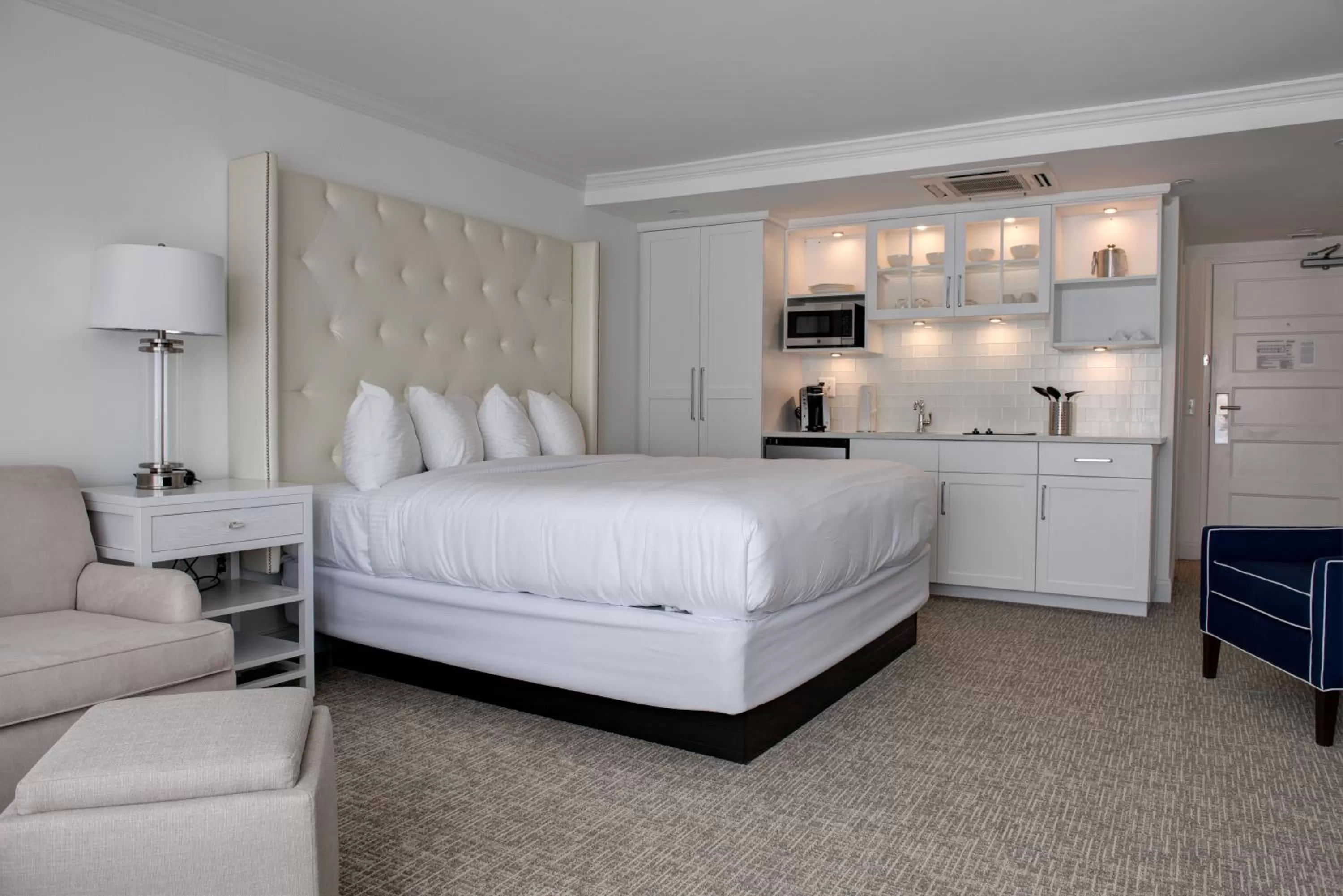 Premium King Studio in ICONA Avalon