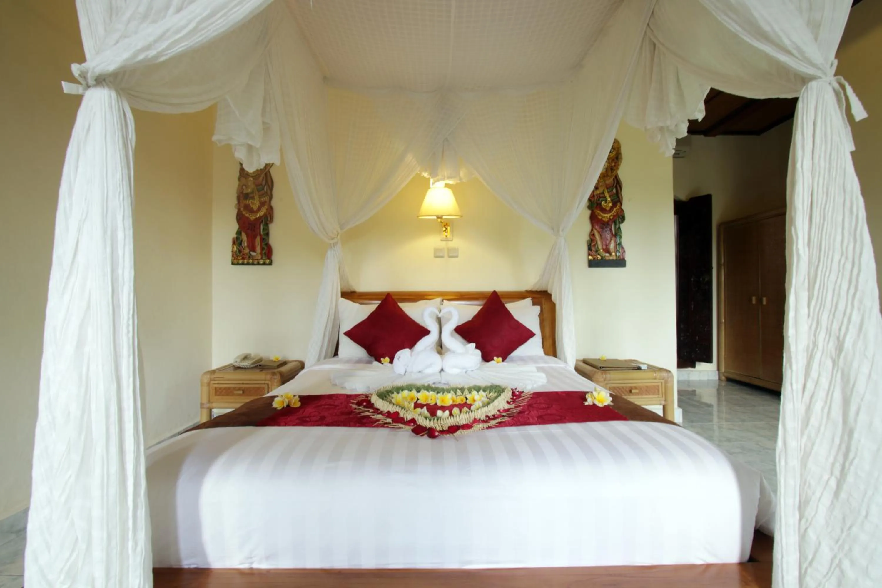 Deluxe Double or Twin Room in Nick's Hidden Cottages by Mahaputra-CHSE Certified