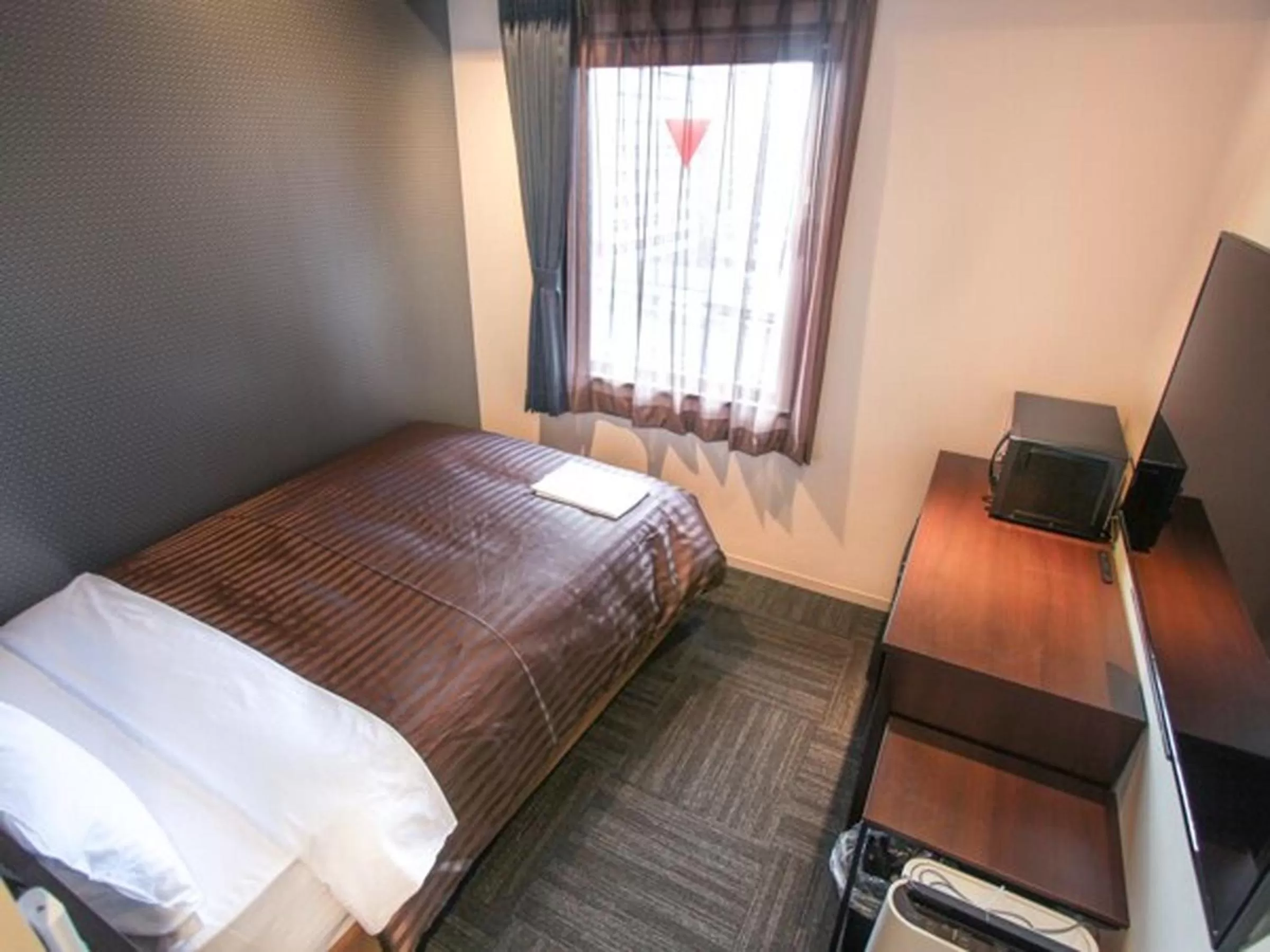 Double Room with Small Double Bed - single occupancy - Non-Smoking in Hotel Livemax Osaka Kadoma
