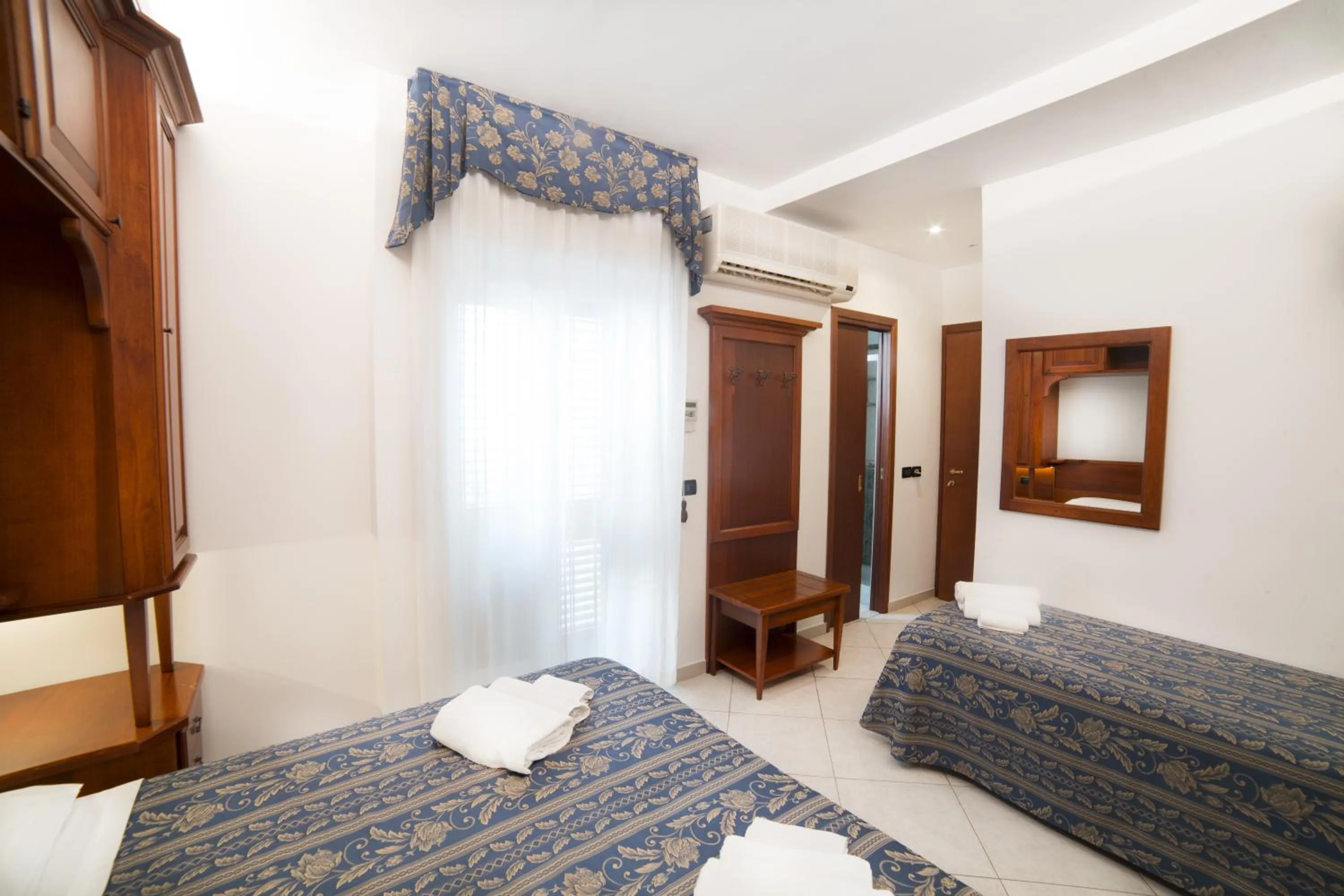 Triple Room in Hotel La Giara