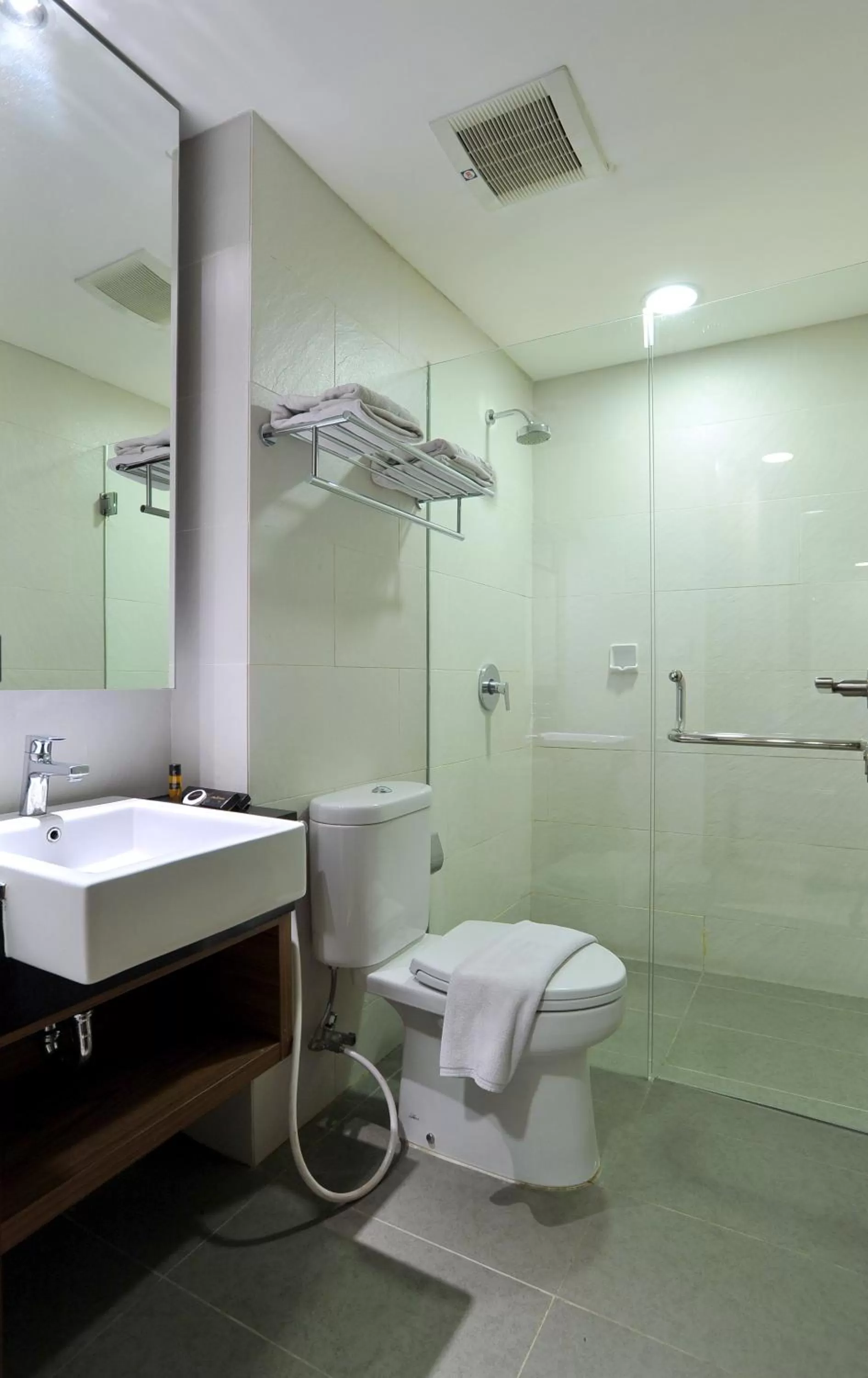 Single Room in Midtown Hotel Surabaya
