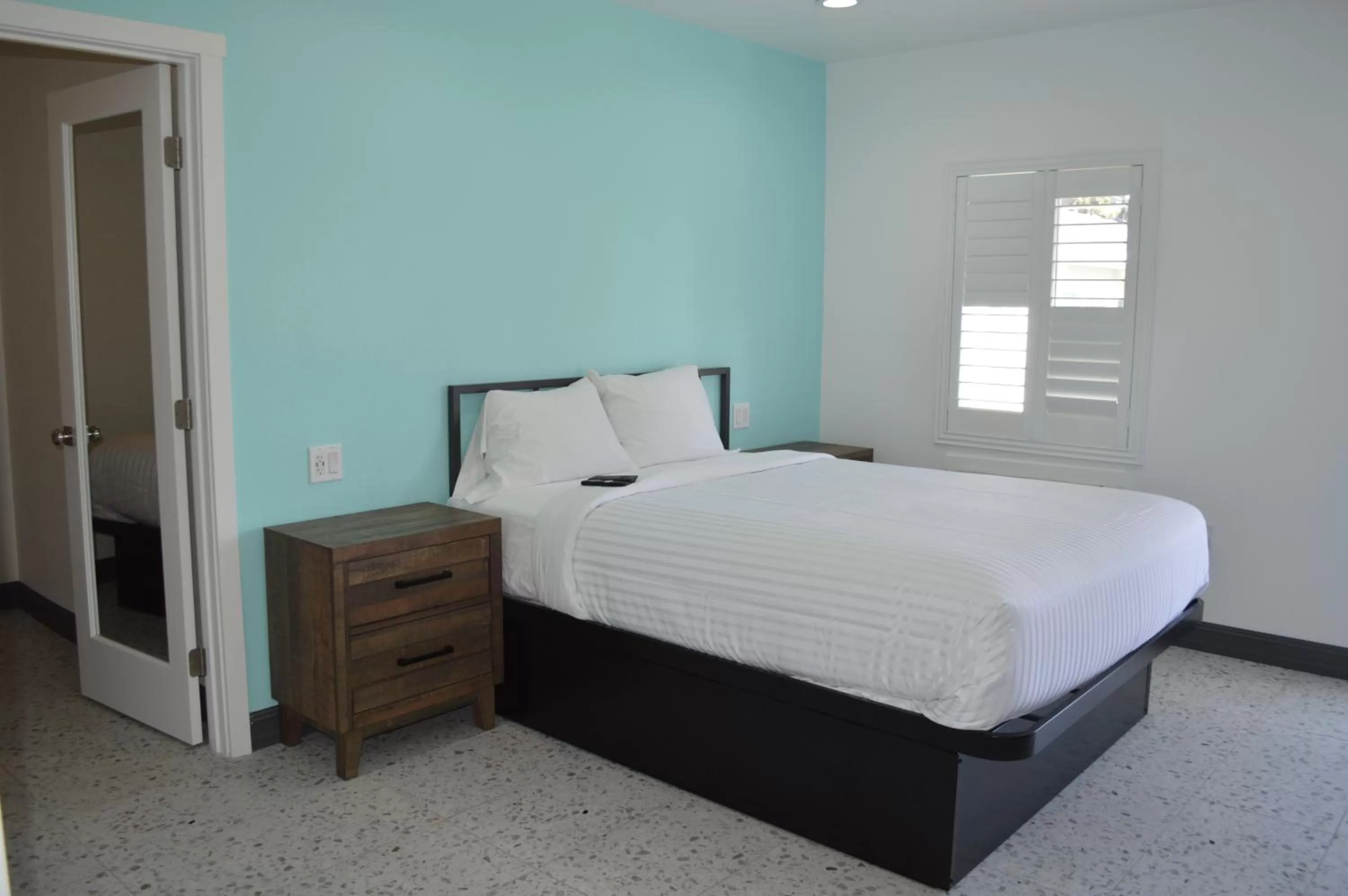 Deluxe Family Room in Calafia Inn San Clemente Newly renovated