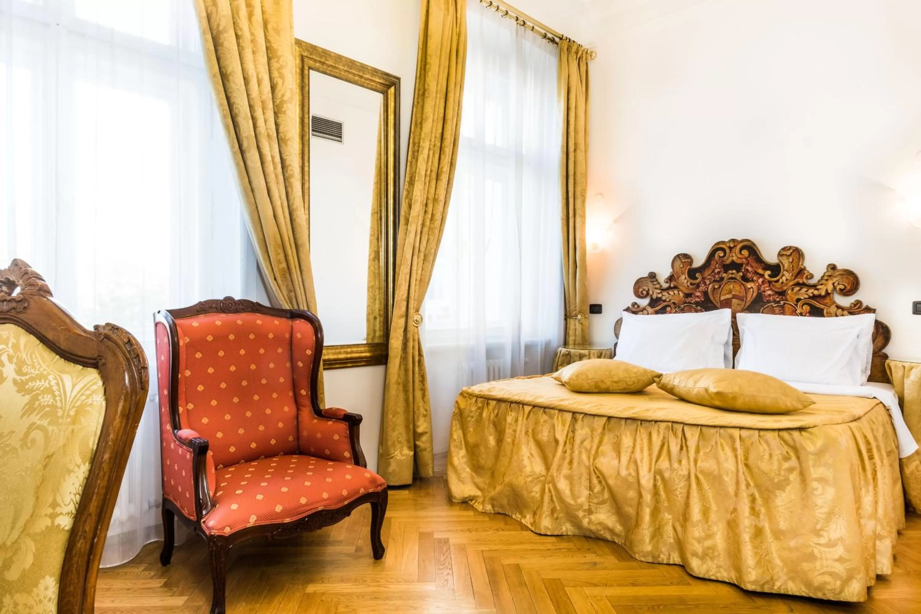 Comfort Double or Twin Room in Charles Bridge Palace