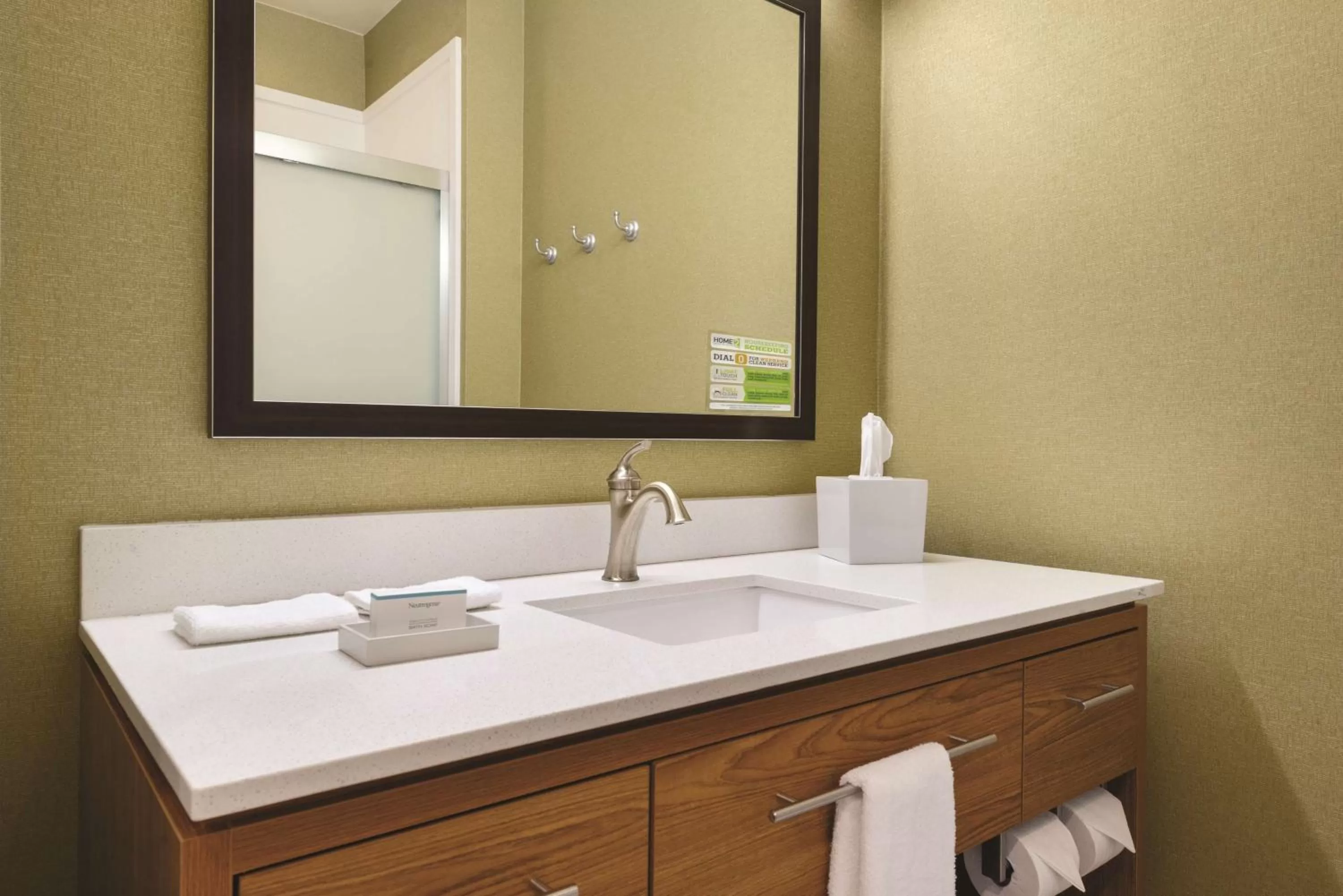 One-Bedroom Queen Suite - Non-Smoking in Home2 Suites by Hilton Parc Lafayette