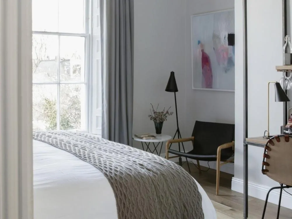 Bedroom, Bed in Pembroke Hall