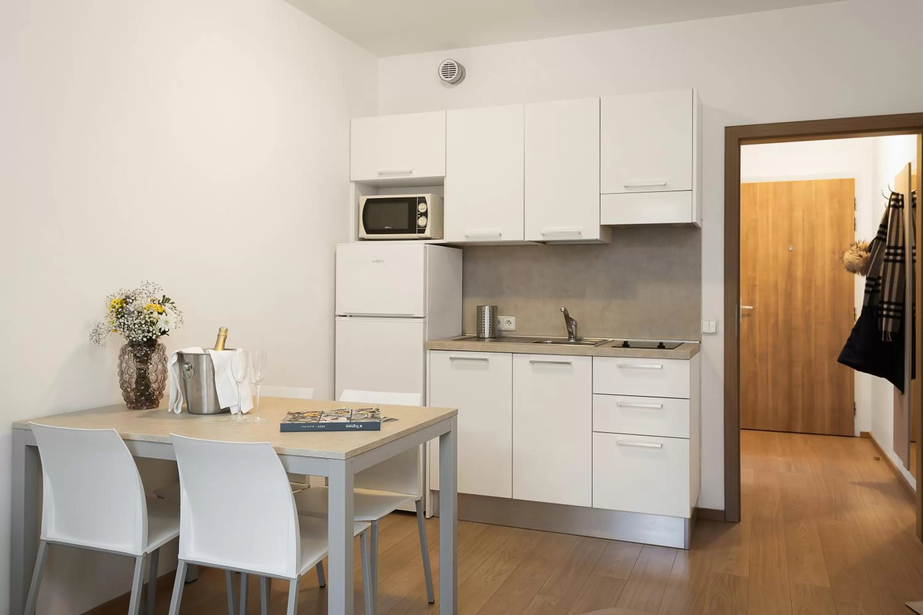 Deluxe Studio with Balcony (2 adults) in Prague City Residence