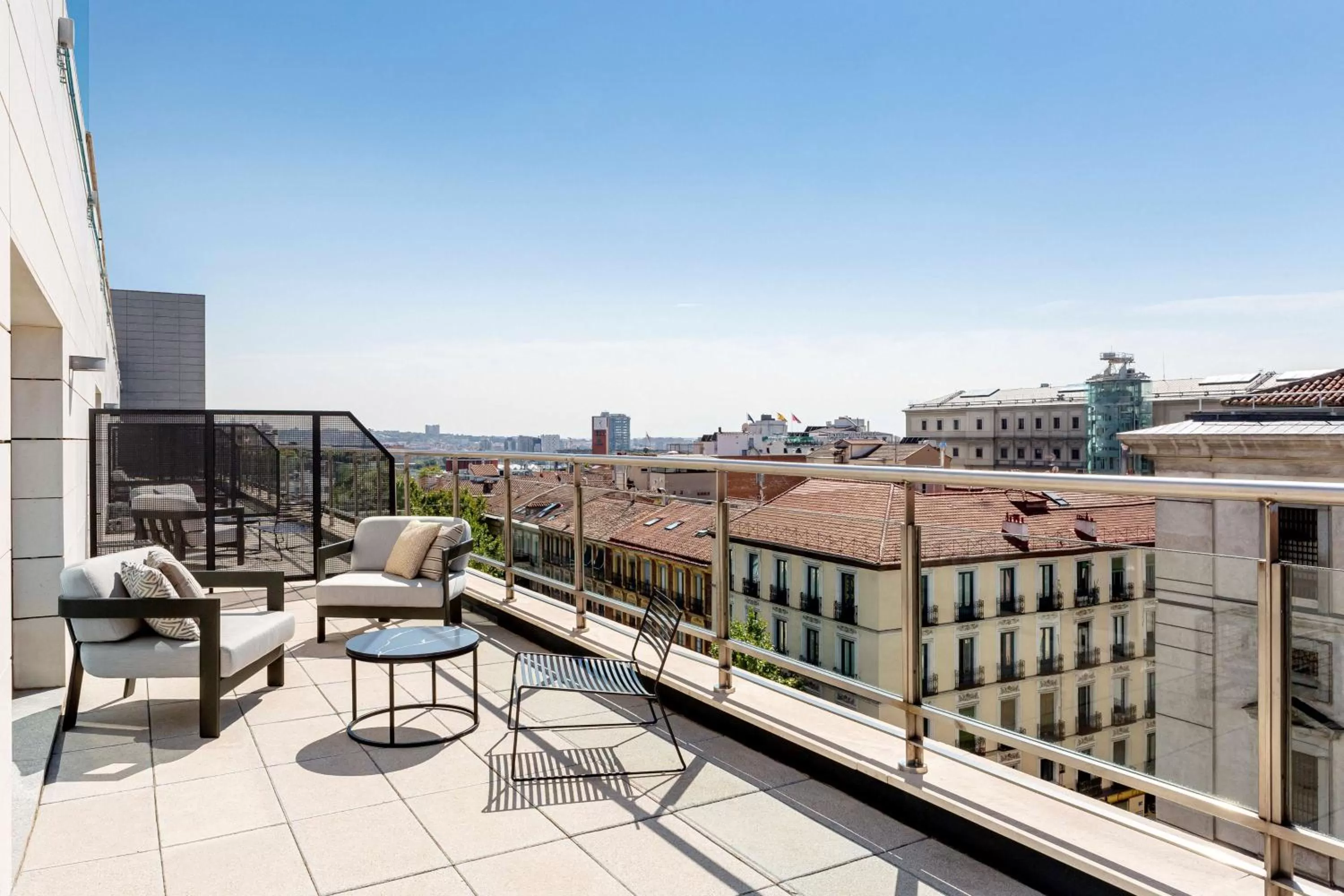 Superior Room with Terrace in Radisson RED Madrid