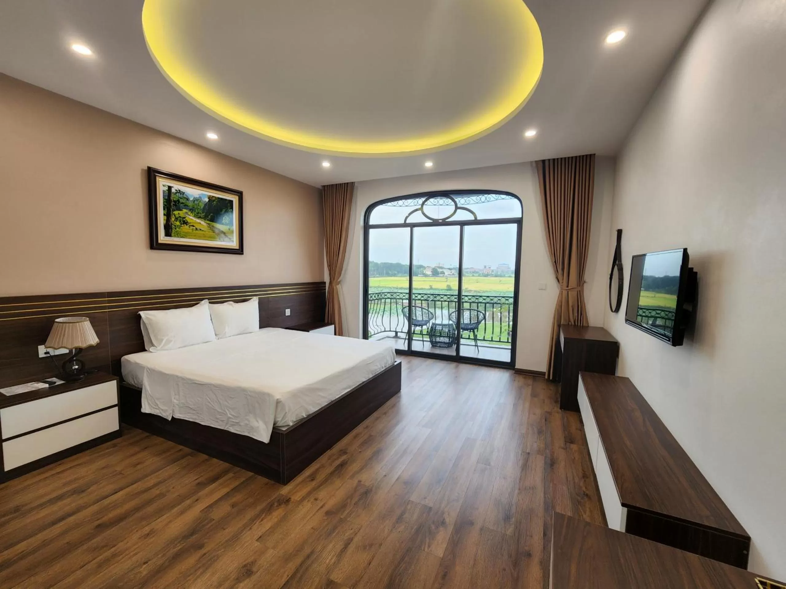Deluxe Double Room with Bath - single occupancy in Lotus Hotel Ninh Bình