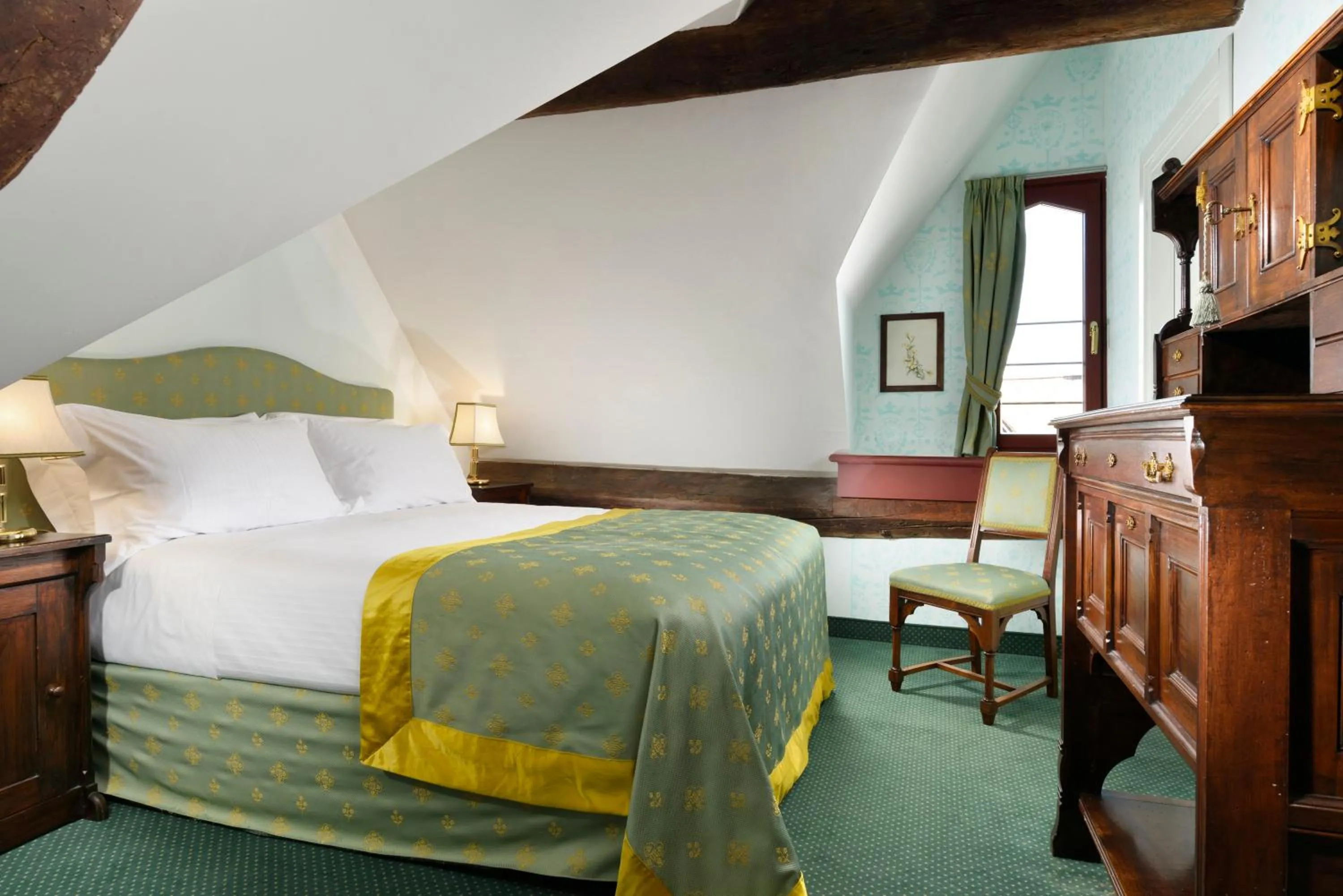 Superior Queen Room - single occupancy in Castello Dal Pozzo Resort Lago Maggiore - Preferred Hotels & Resorts