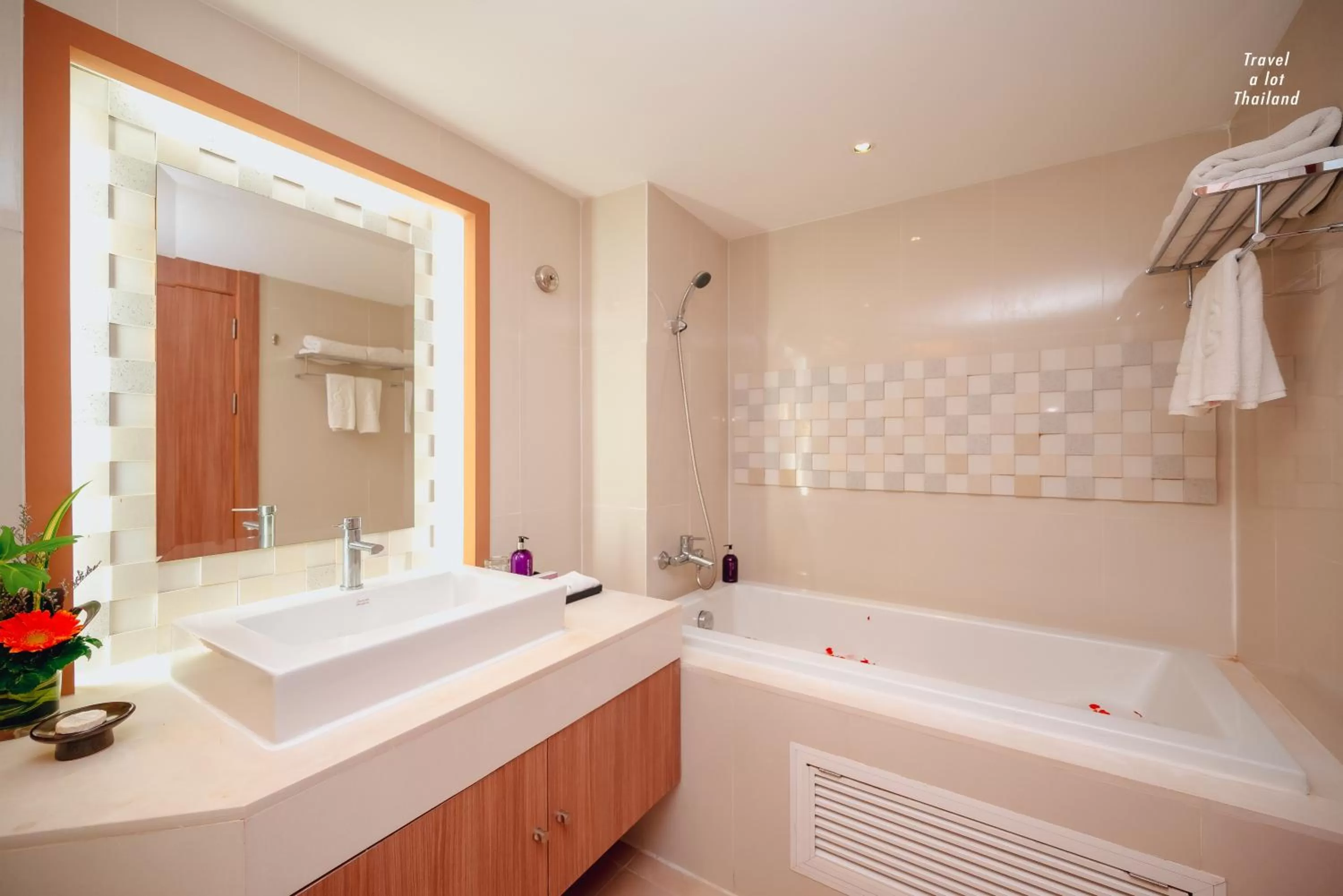 CENTARA 2 BEDROOM - 2QUEEN in Centara Pattaya Hotel