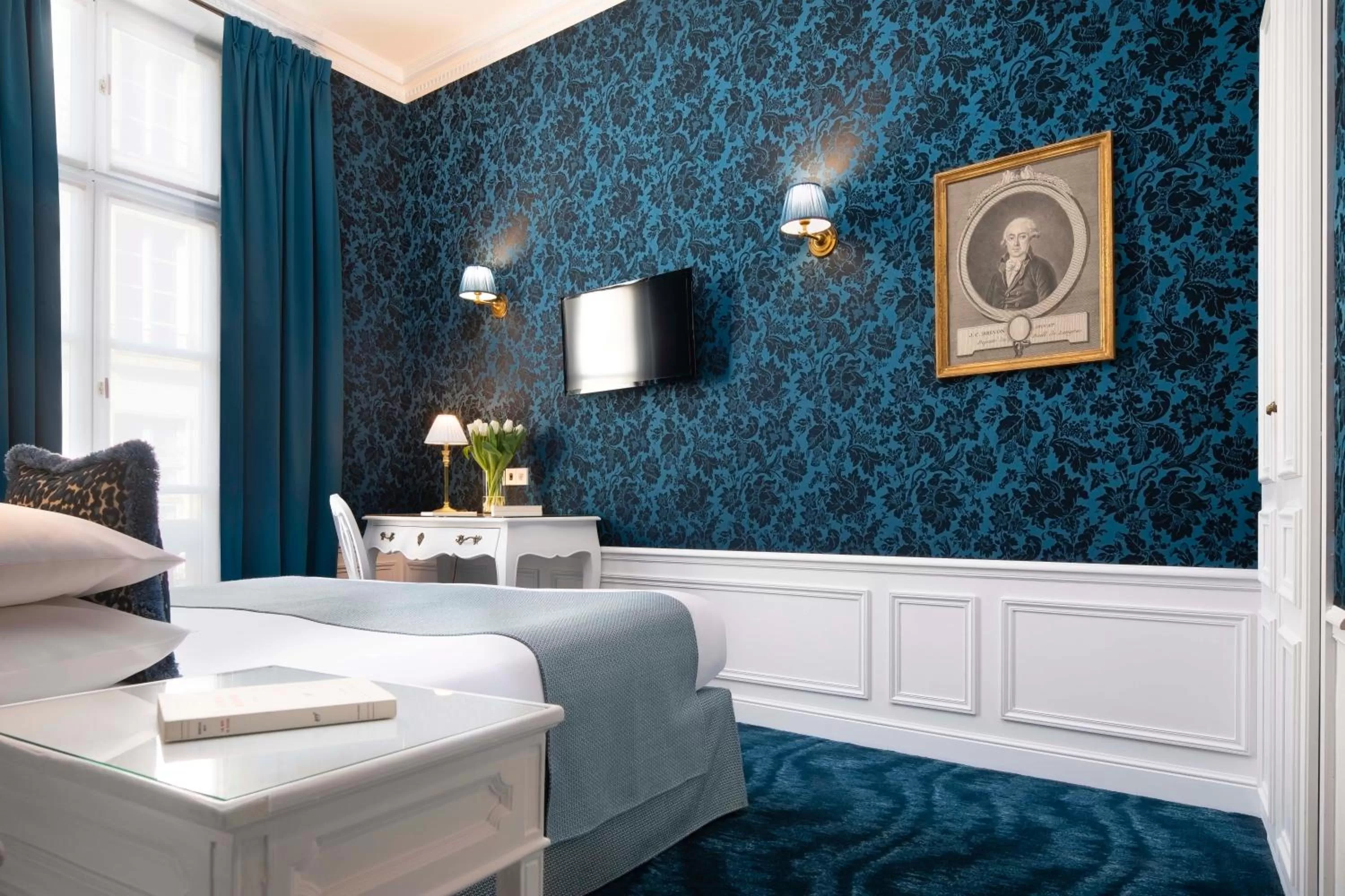 Two Adjacent Rooms in Odeon Hotel