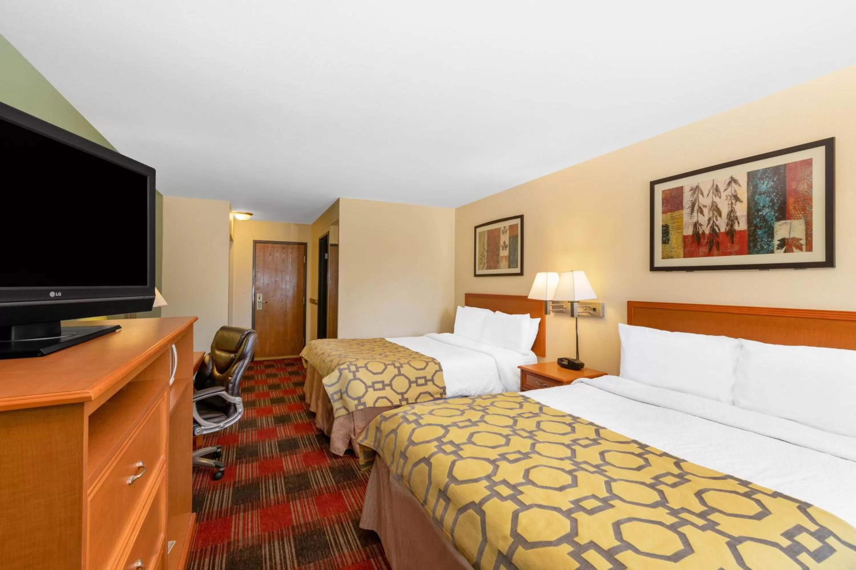 Queen Room with Two Queen Beds - Non-Smoking in Baymont by Wyndham Spearfish