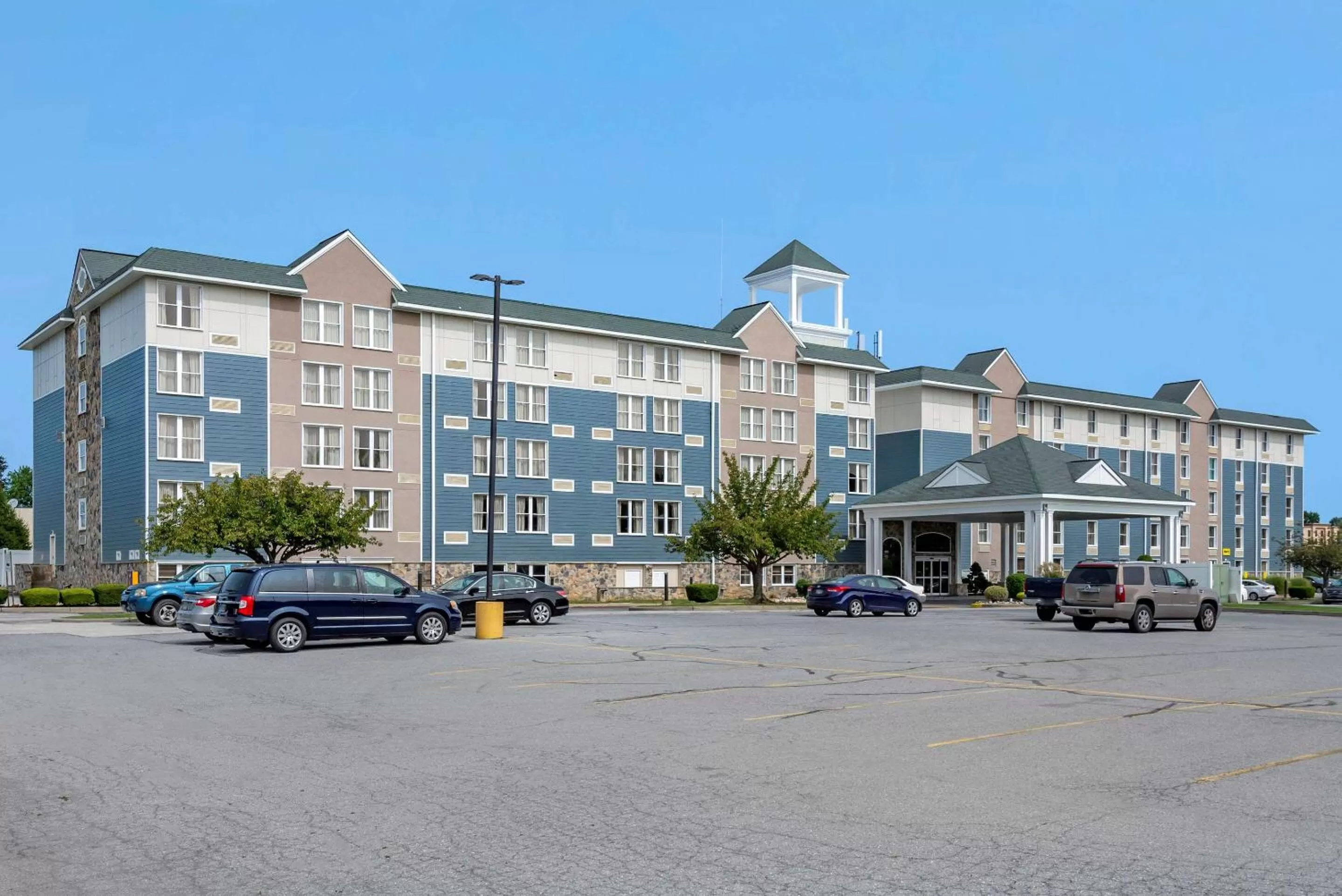 Comfort Inn & Suites Glen Mills - West Chester