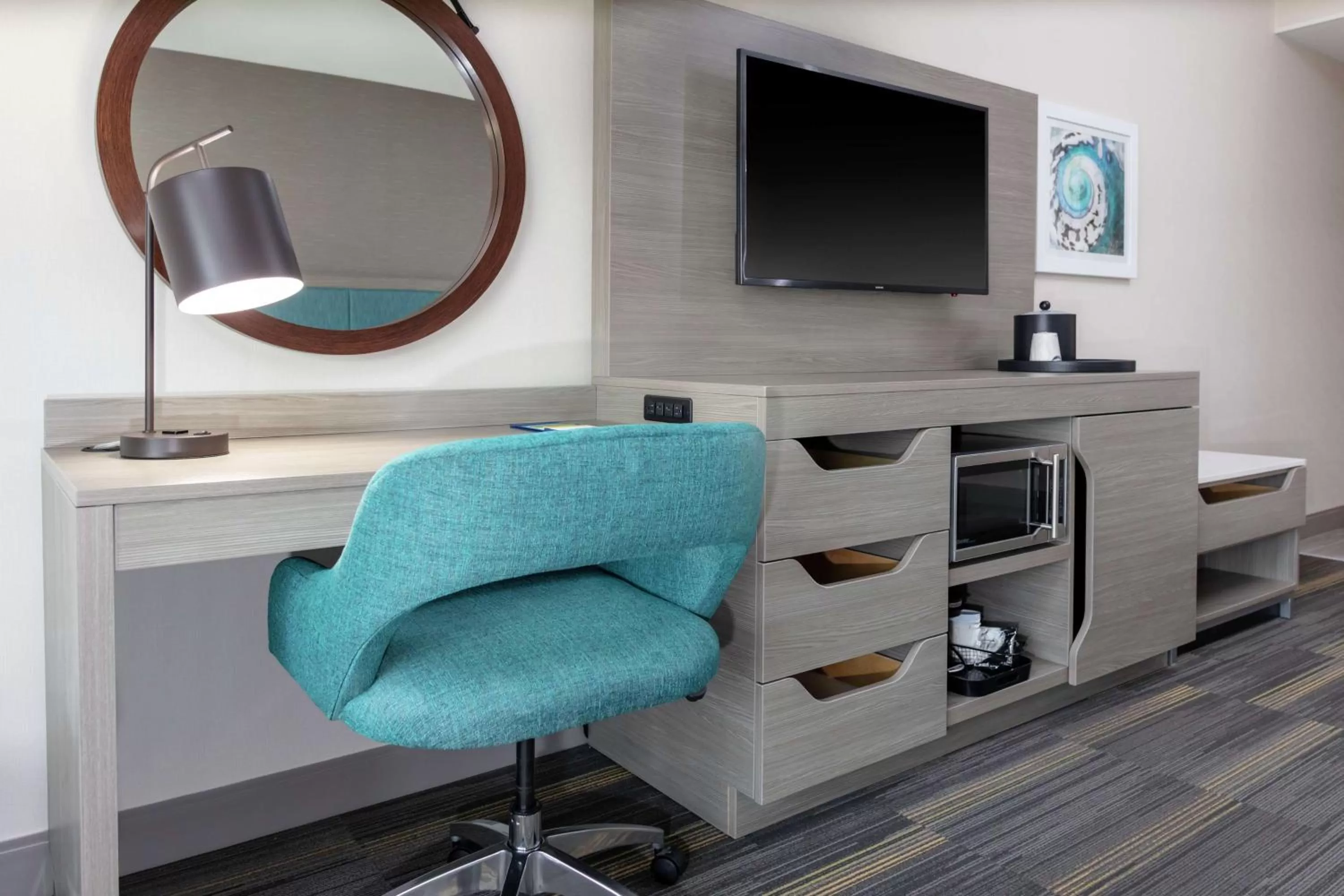 King Room with Sofa Bed - Non-Smoking in Hampton Inn Dunedin, Fl