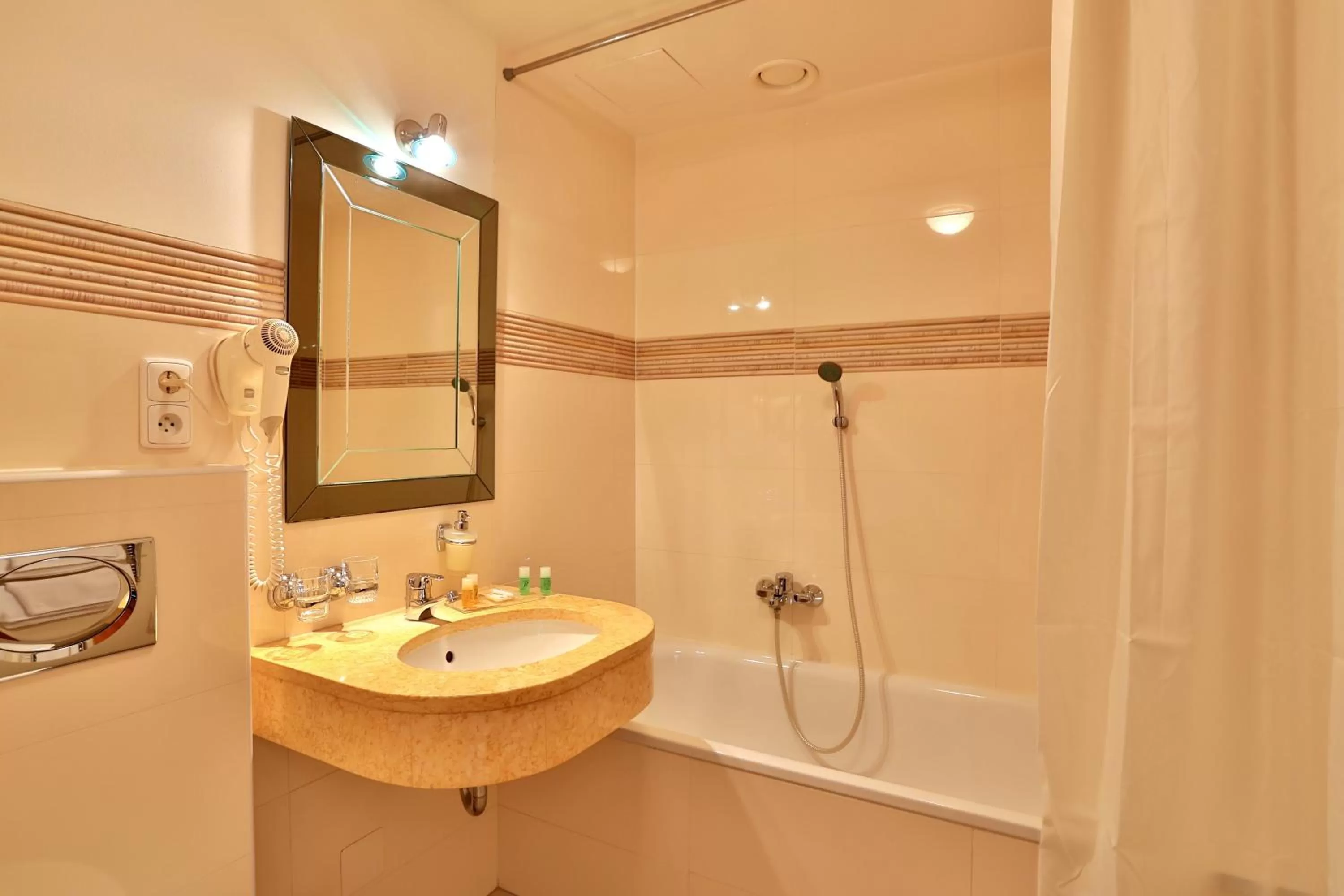 Single Room in Hotel Ariston Prague