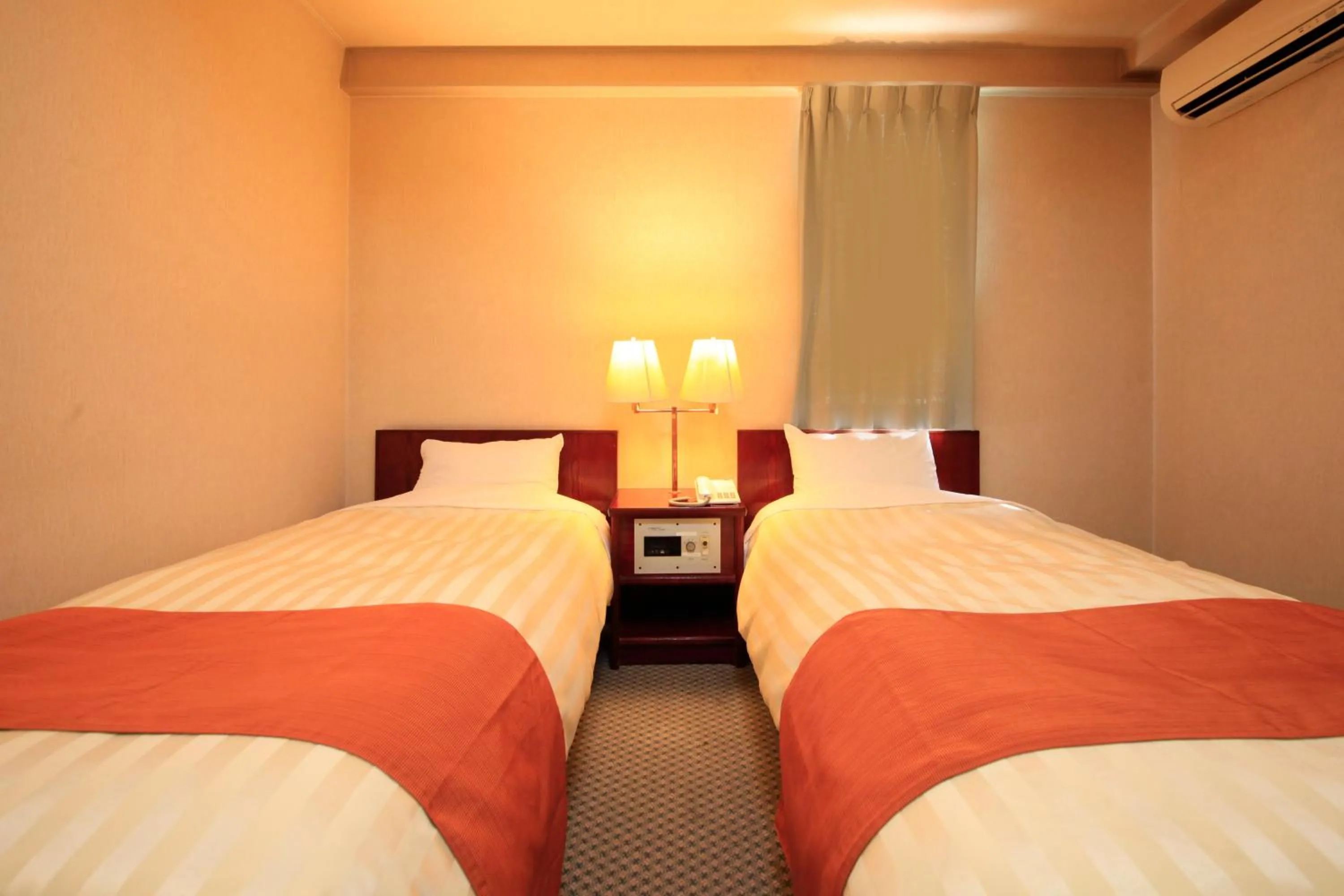  Twin Room - Mt. Fuji View - Smoking in Fujinomiya Green Hotel