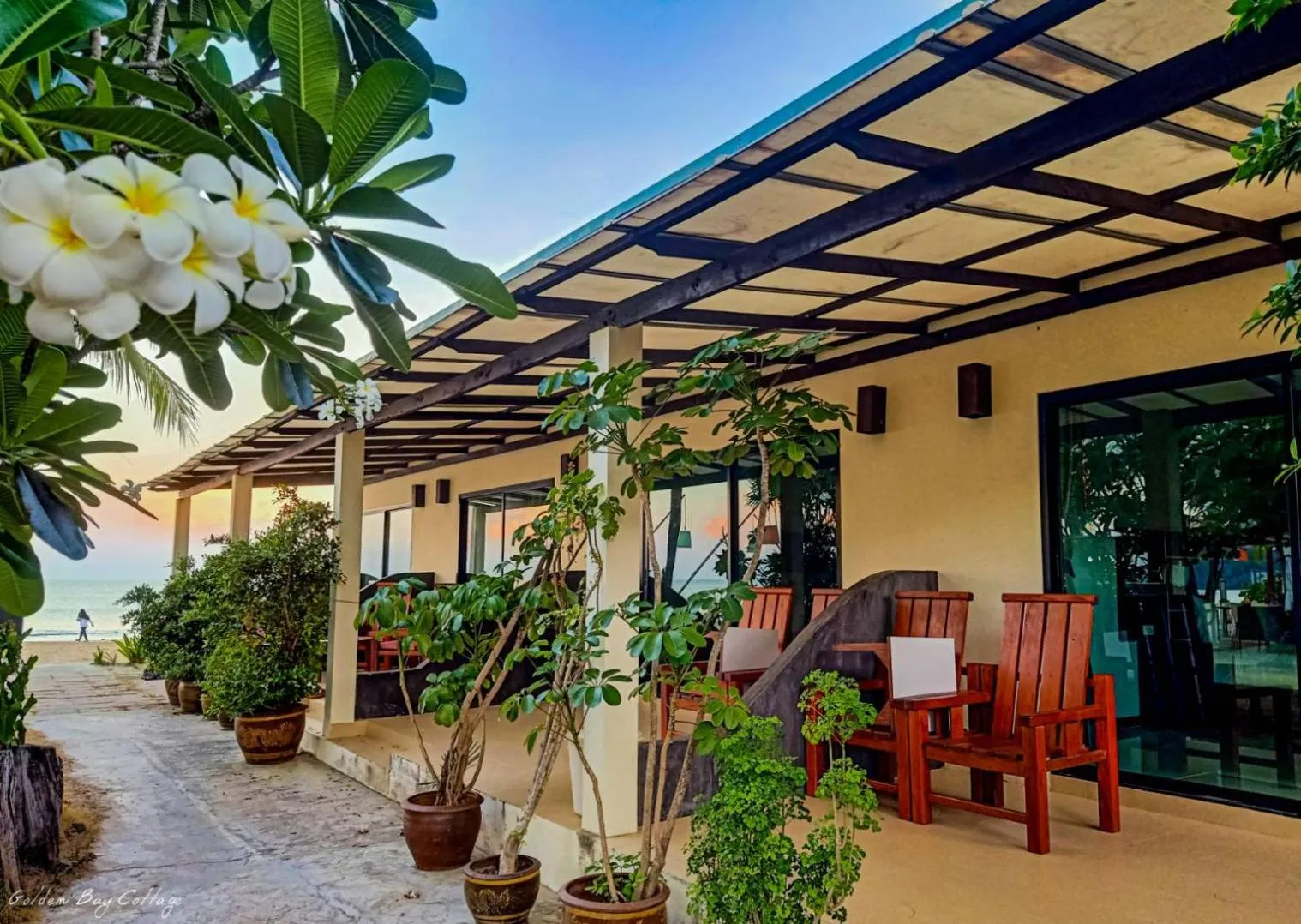 Bungalow with Sea View in Golden Bay Cottage - SHA Extra Plus