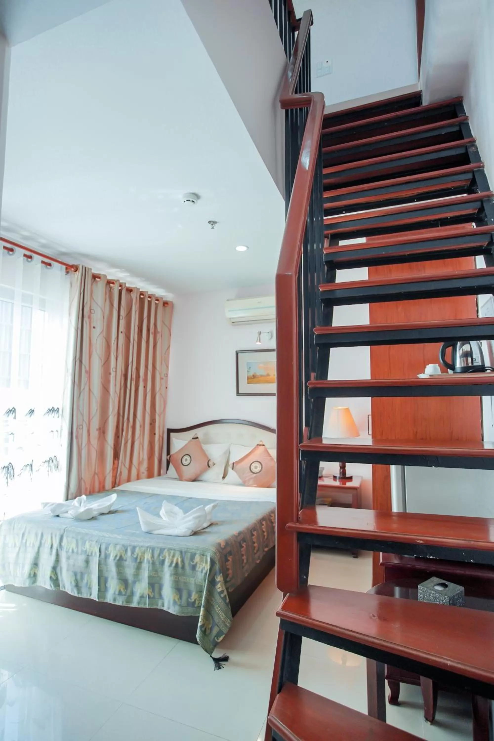 Family Room with Balcony in Silver Mounts Hotel