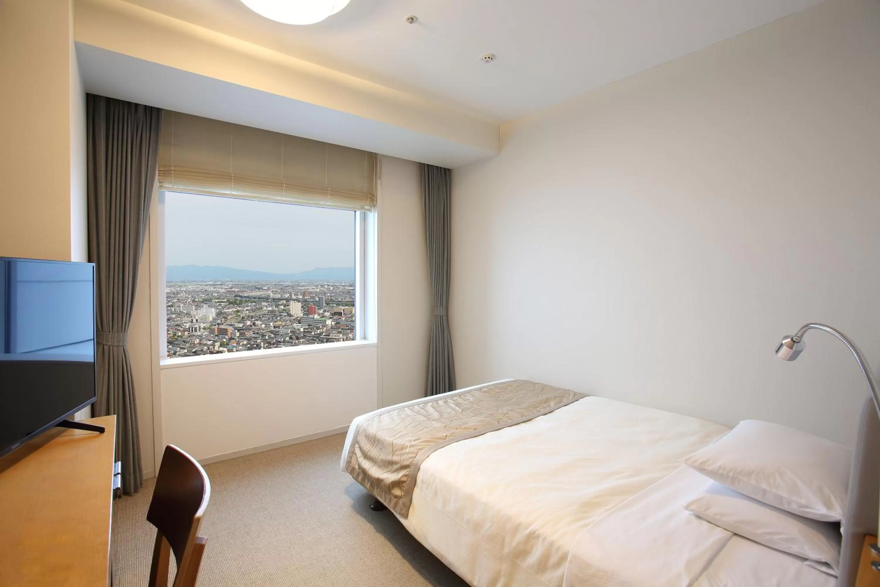 Double Room with Small Double Bed - Non-Smoking in Hotel Nikko Niigata