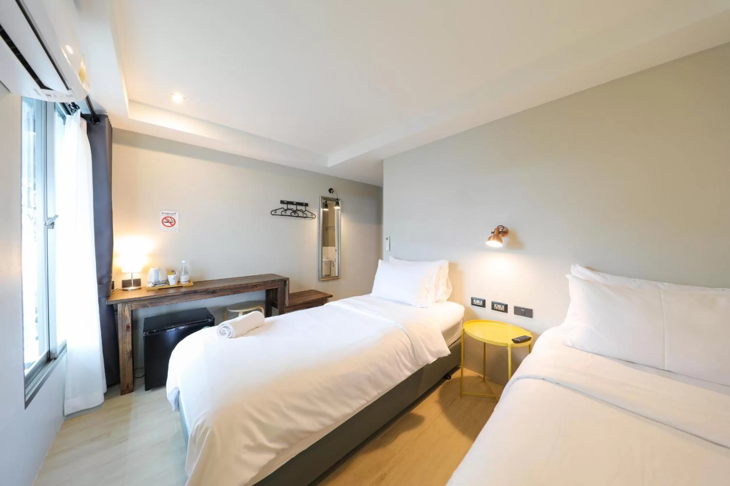 Economy Twin Room in Get GuestHouse 2 ( Sangsri soi 4)