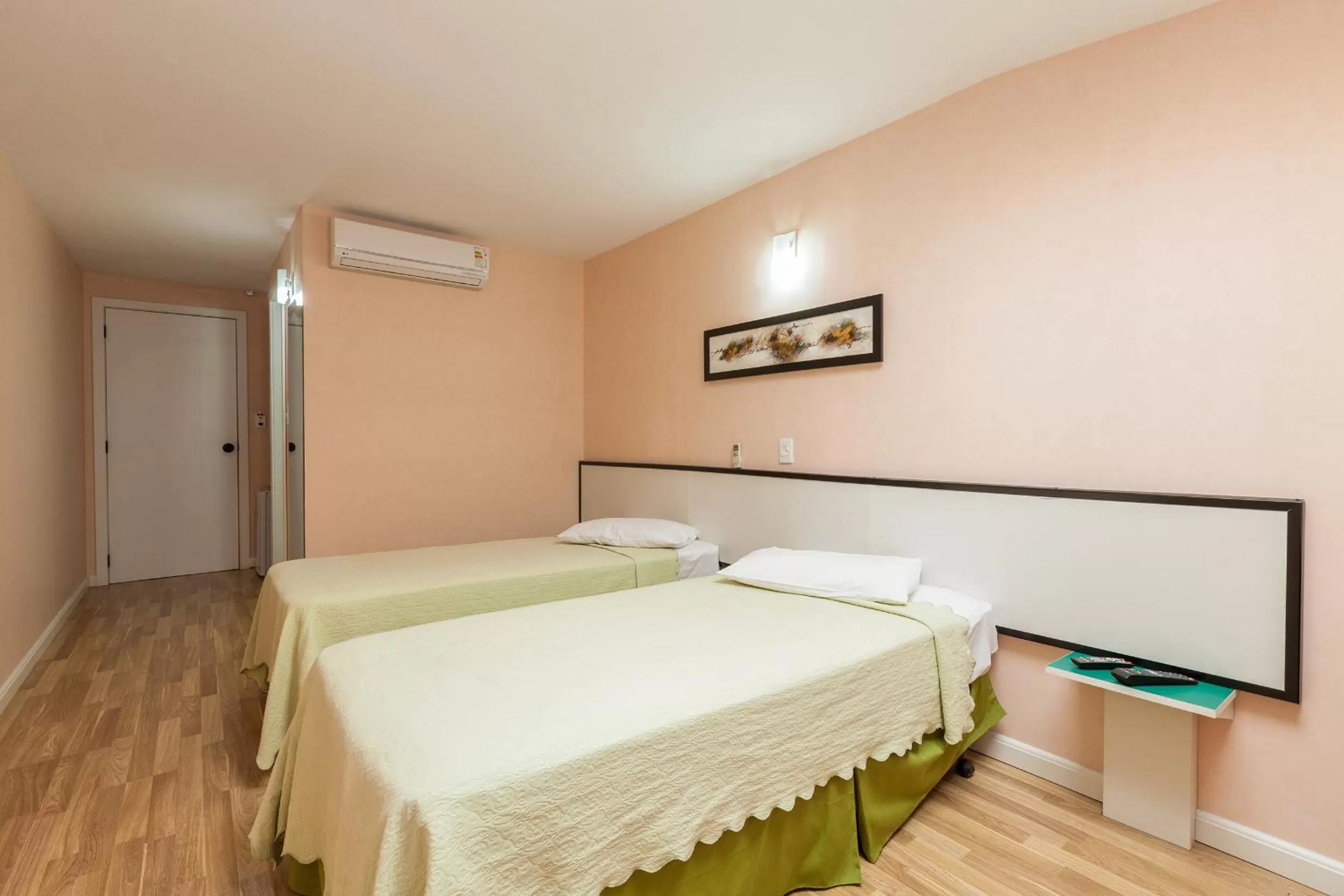 Deluxe Twin Room in Tri Hotel Smart Caxias