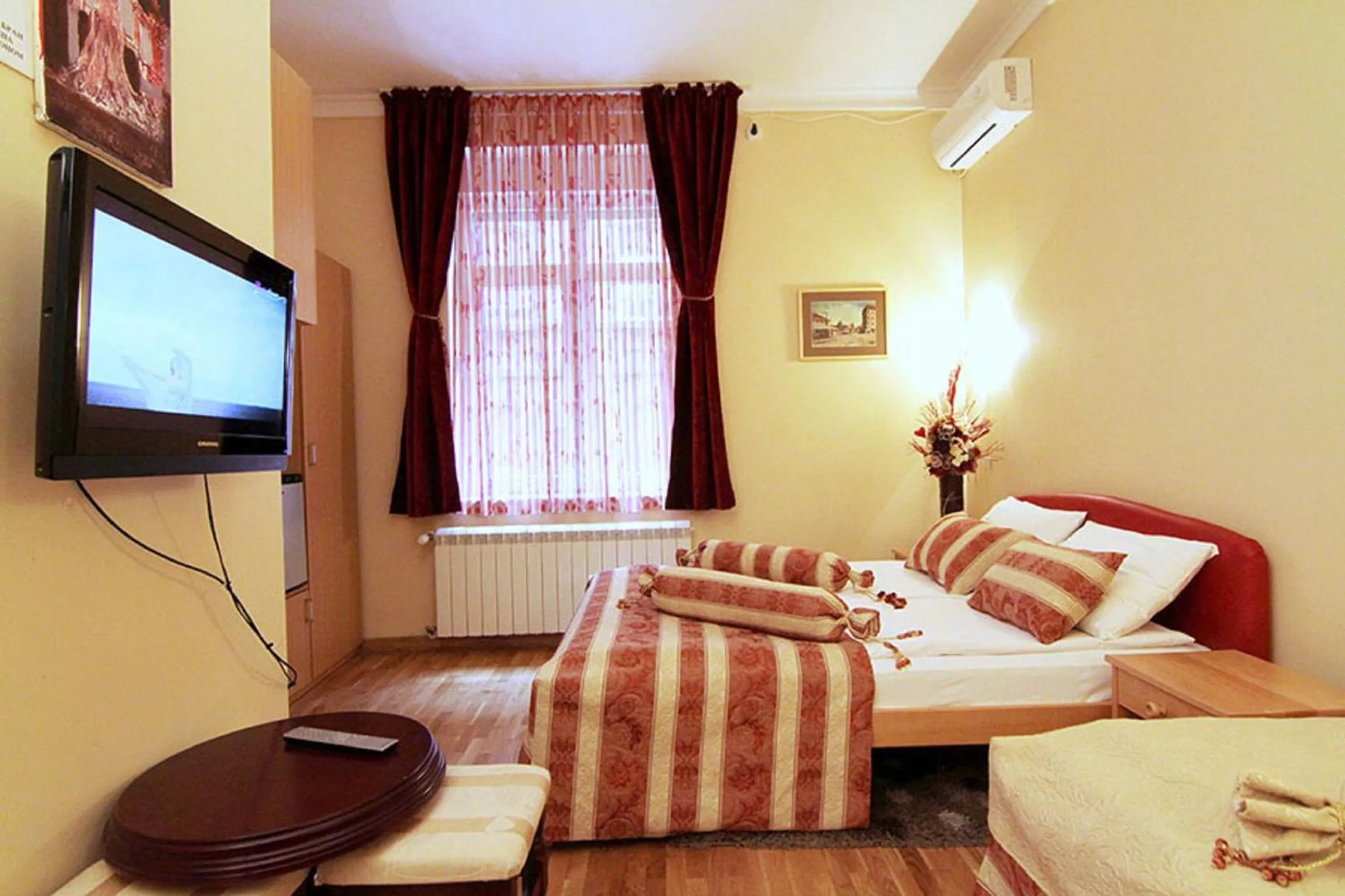 Triple Room in Villa Forever