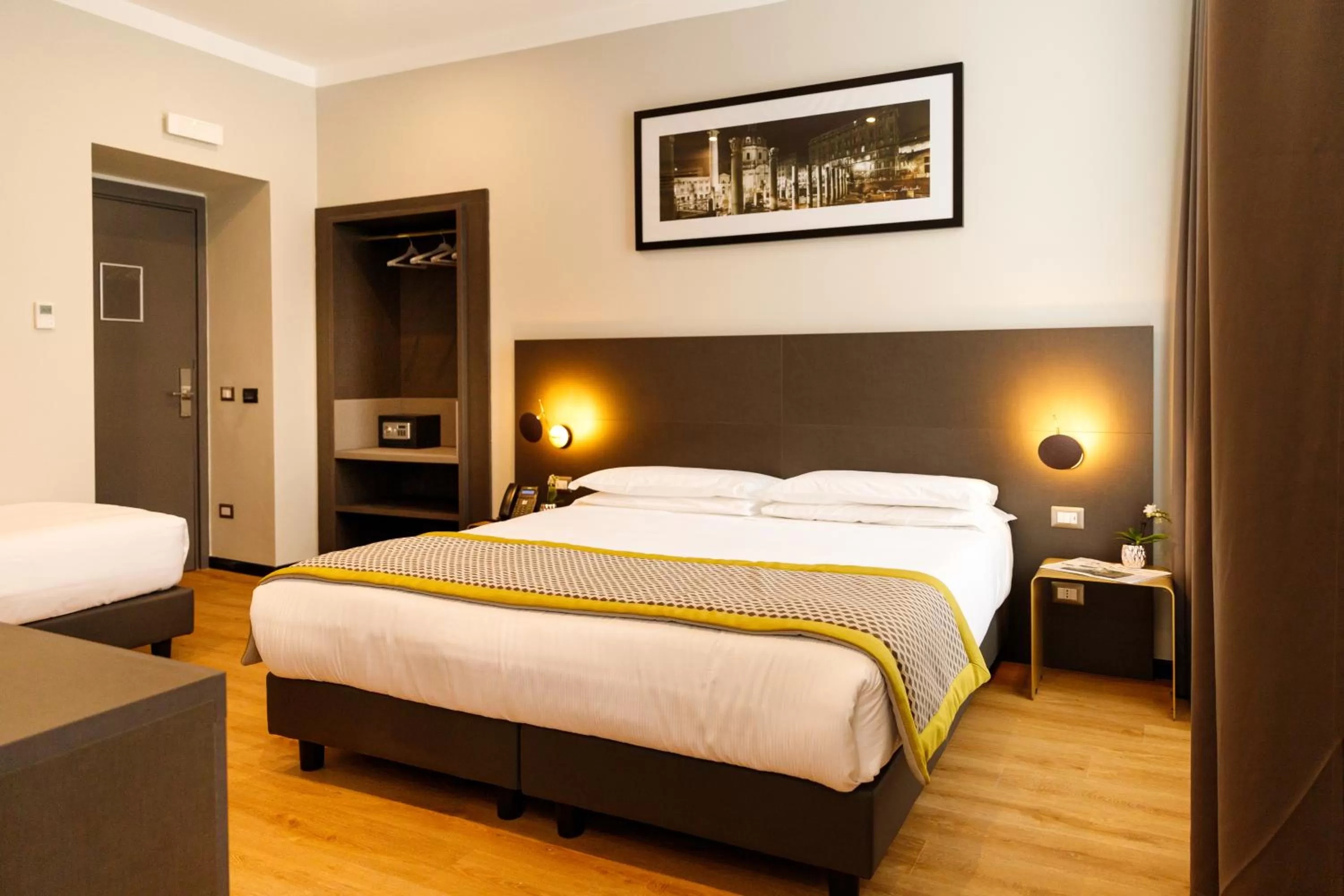 Deluxe Triple Room in The Cross Hotel