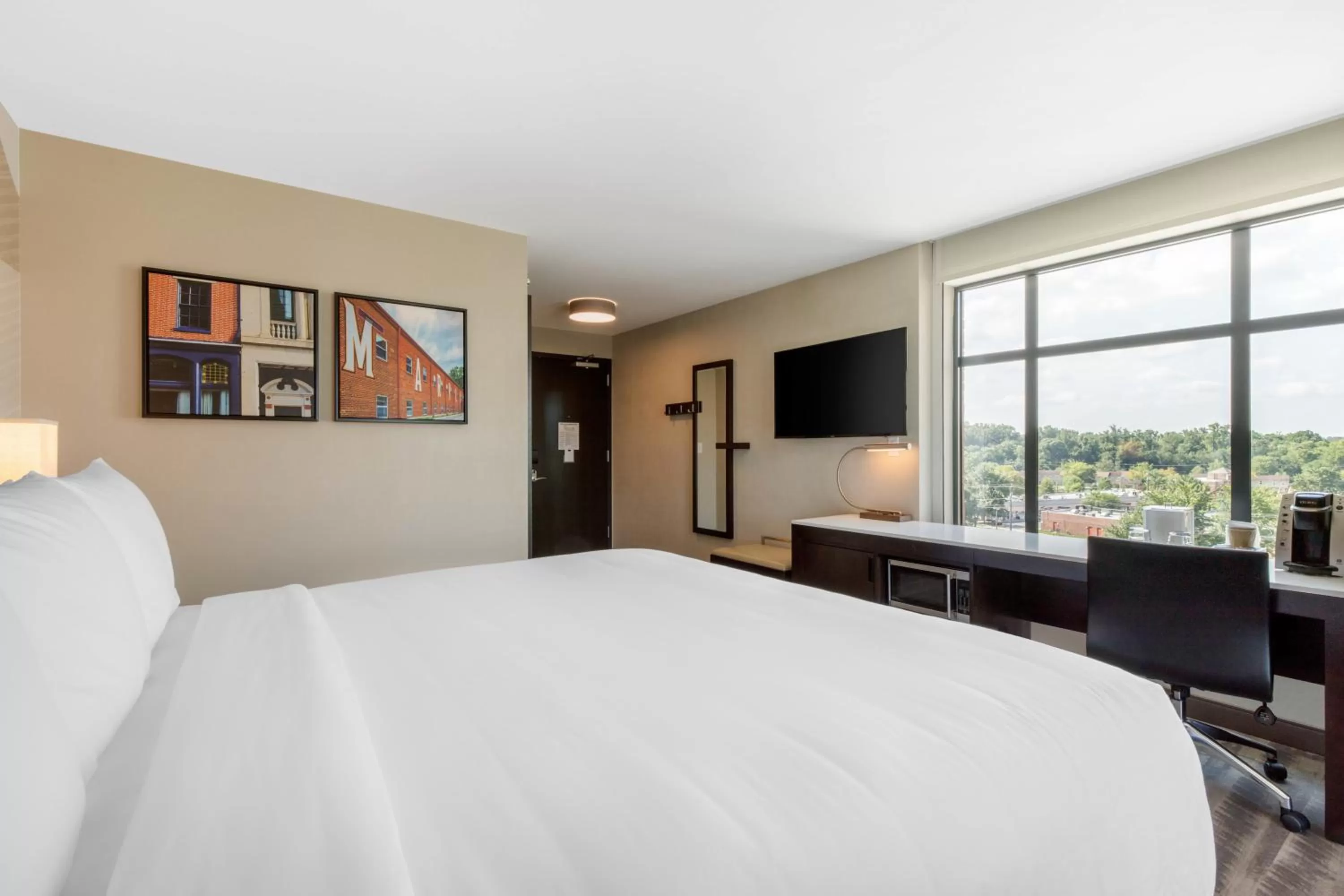 King Suite - Accessible/Non-Smoking in Cambria Hotel College Park