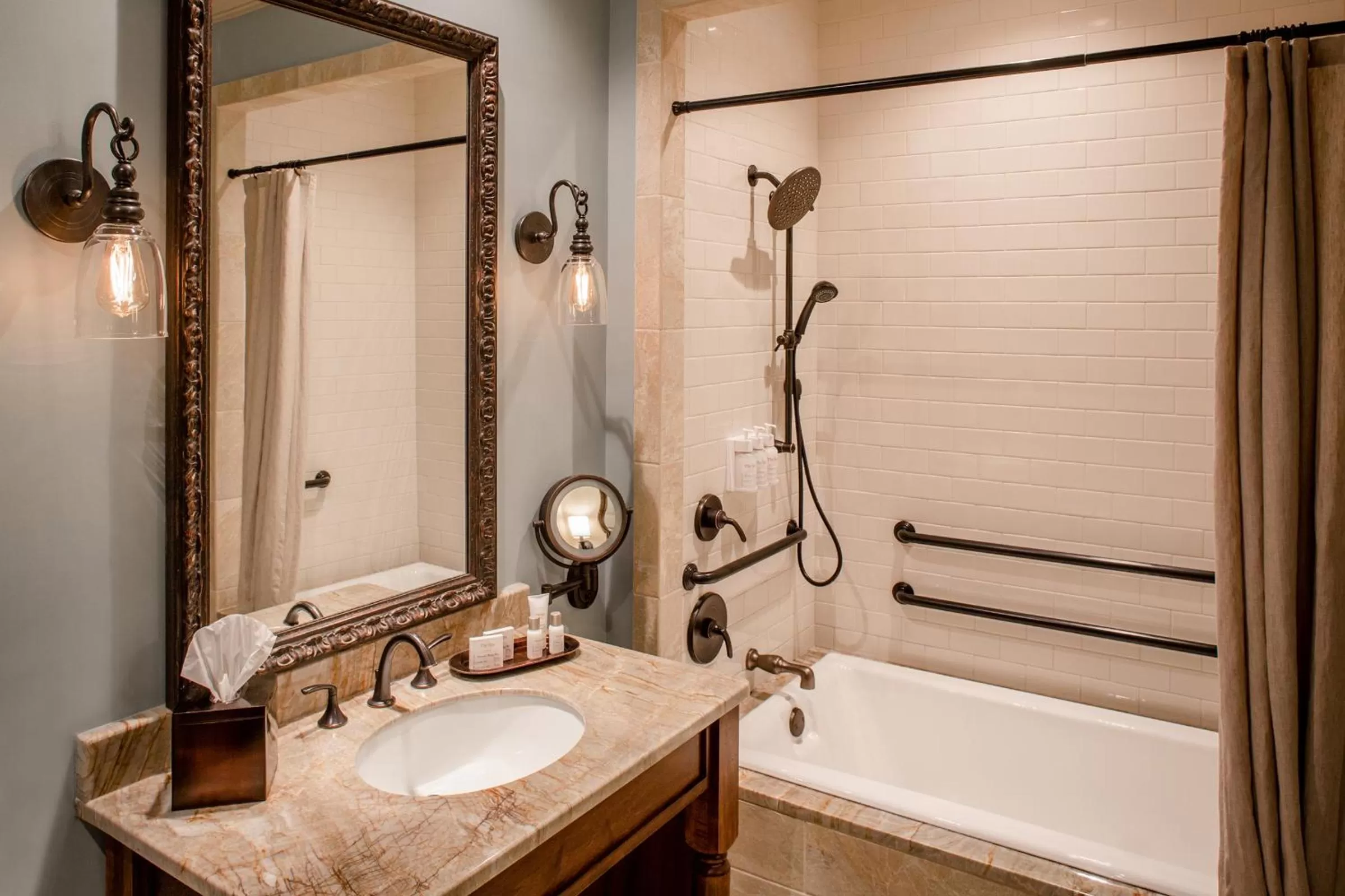 King Room - Disability Access in Barnsley Resort