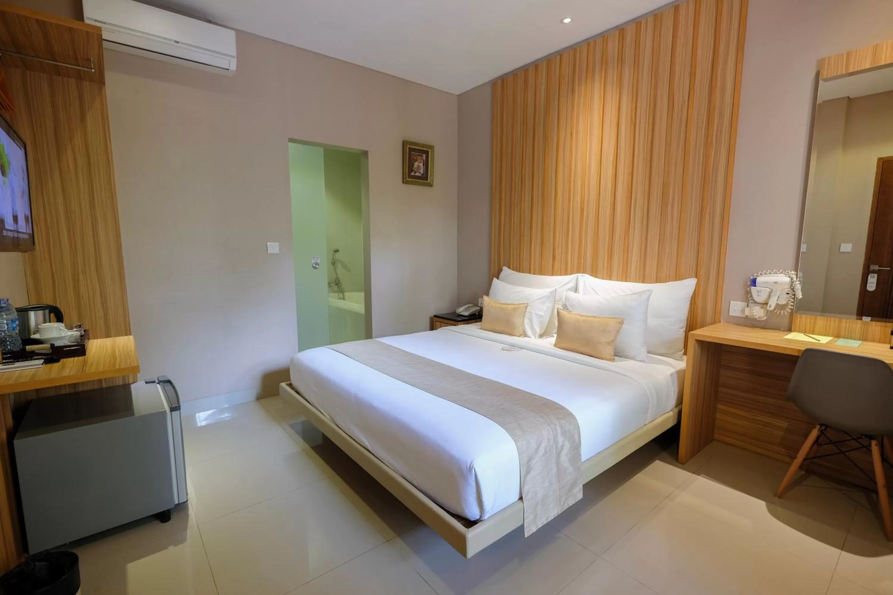 Deluxe Double Room in Puri Padma Hotel