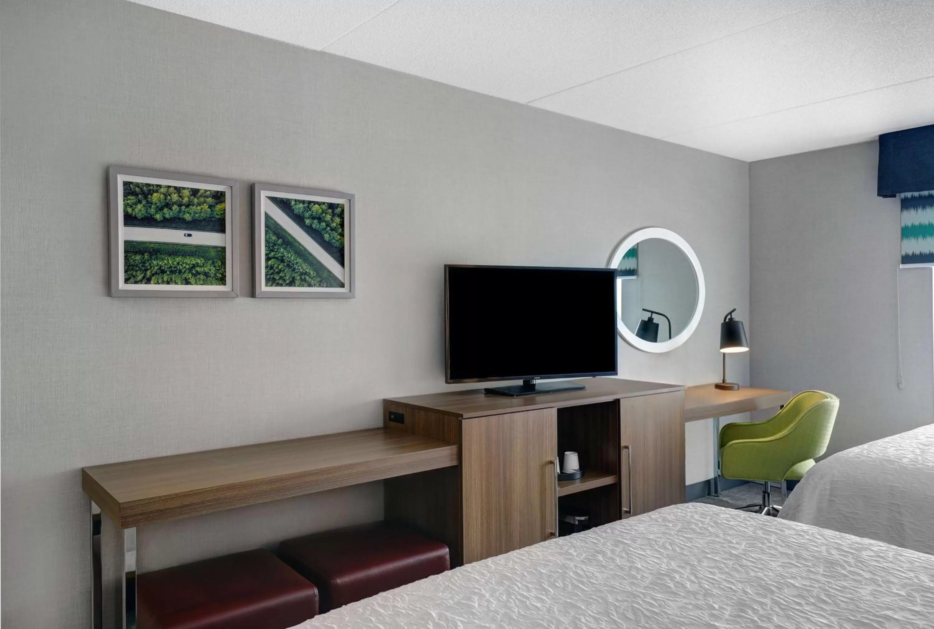 Queen Room with Two Queen Beds in Hampton Inn & Suites Belleville