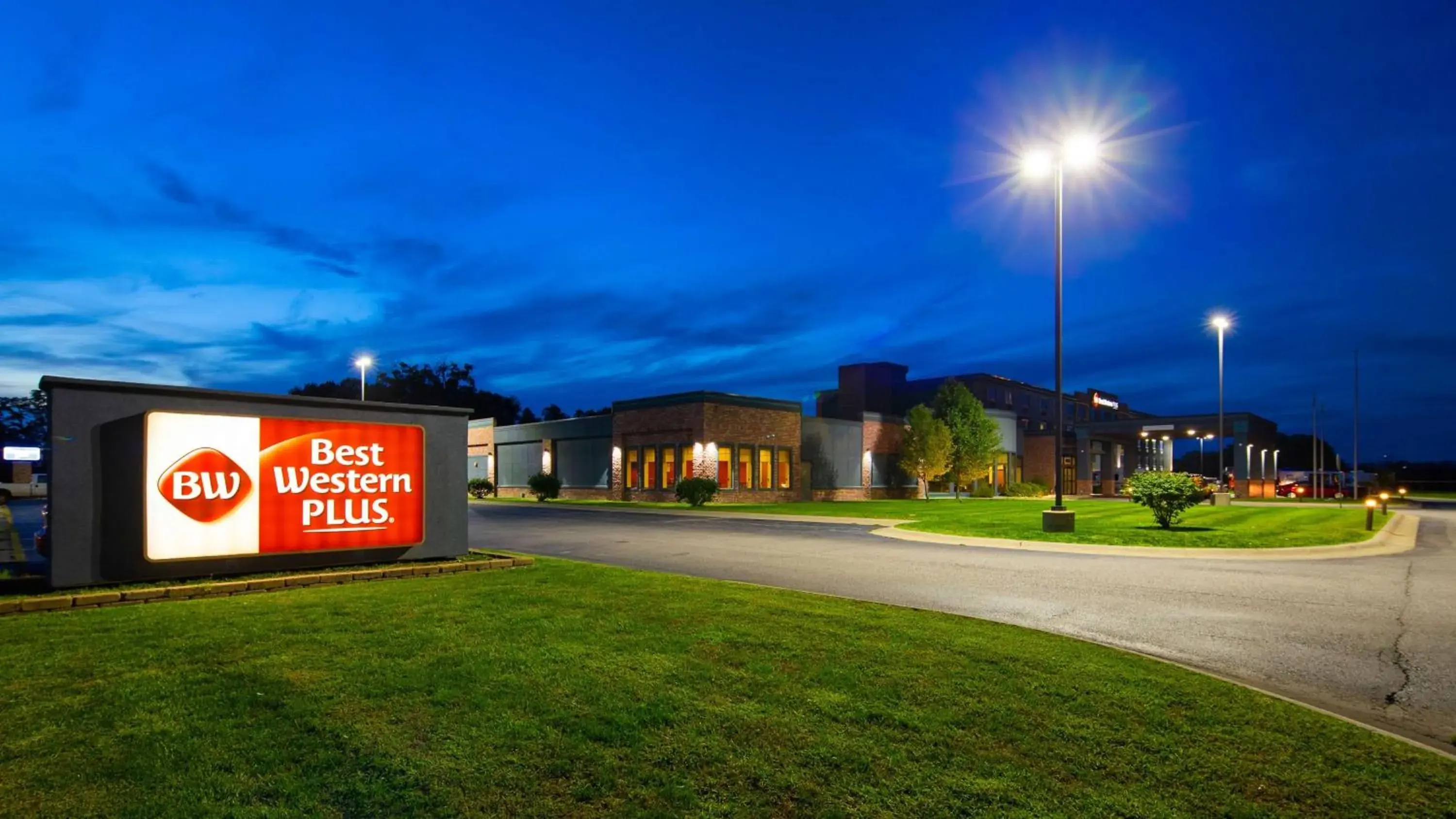 Best Western Plus Portage Hotel and Suites Best Western Plus Portage Hotel and Suites