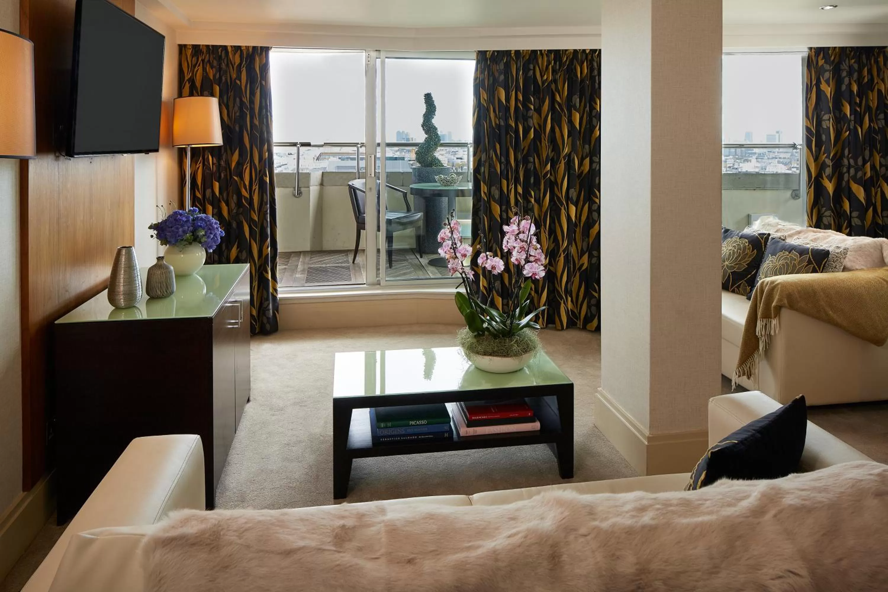 Penthouse Suite in The Cavendish London