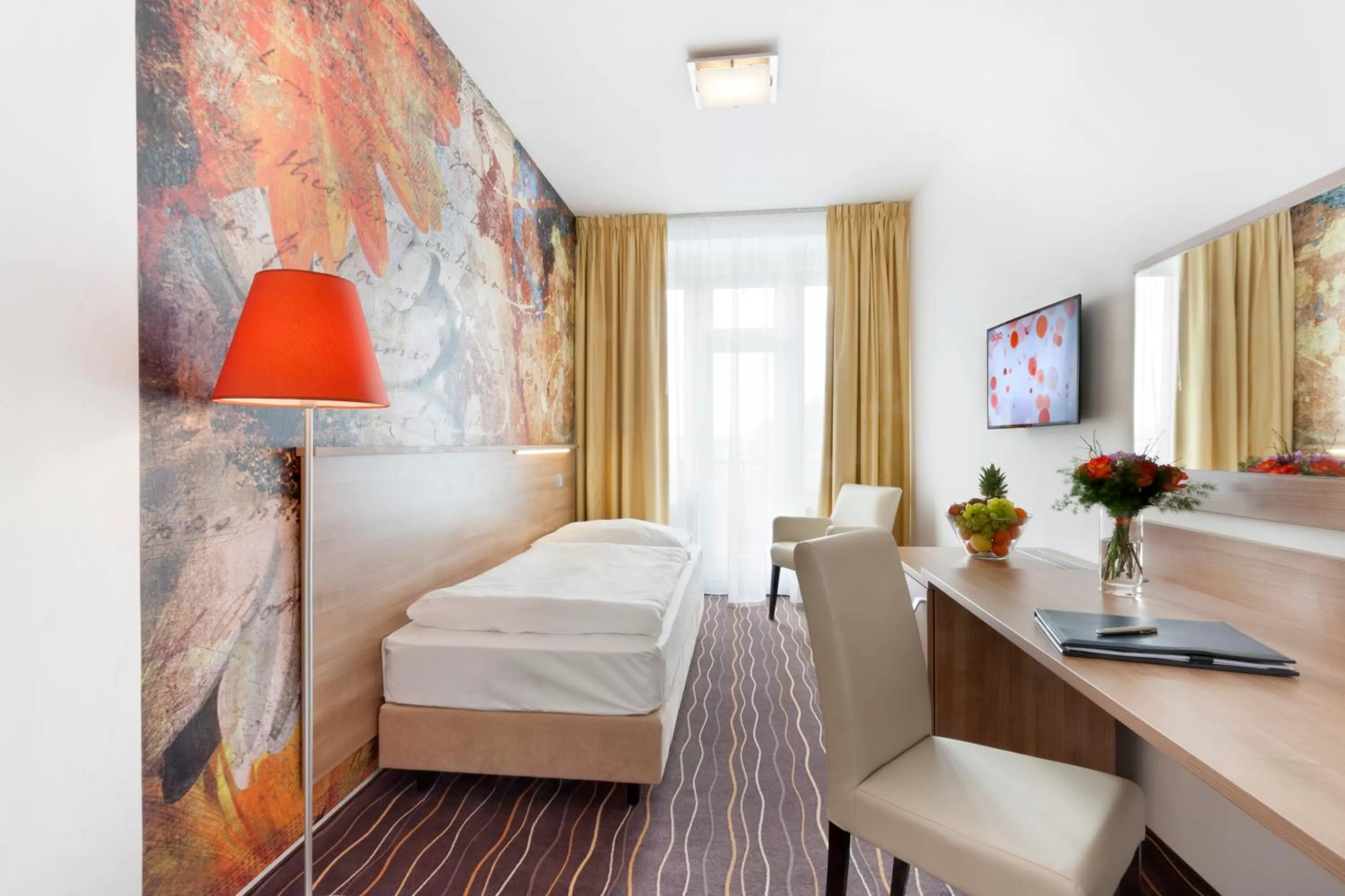 Single Room in Akcent hotel