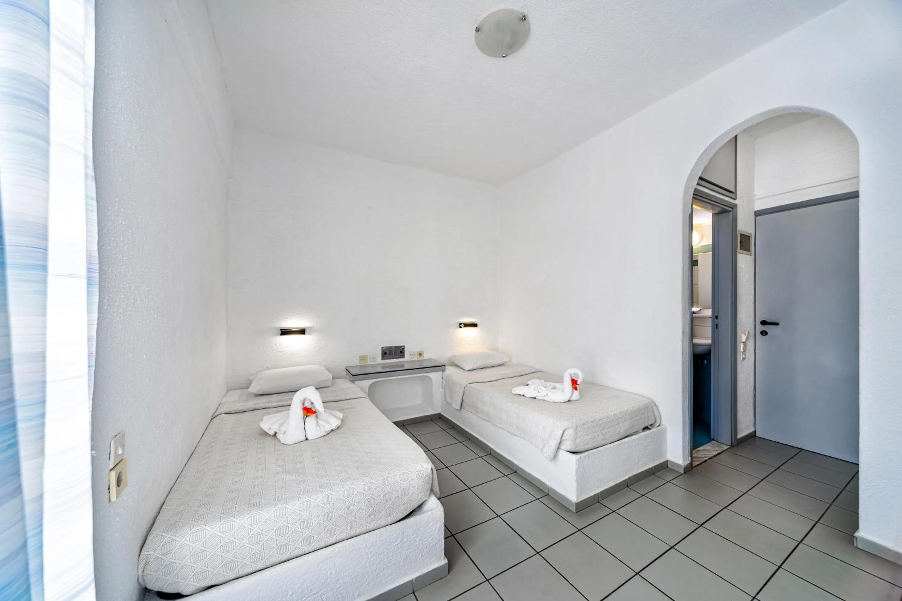 Double or Twin Room with Terrace in Hotel Iro