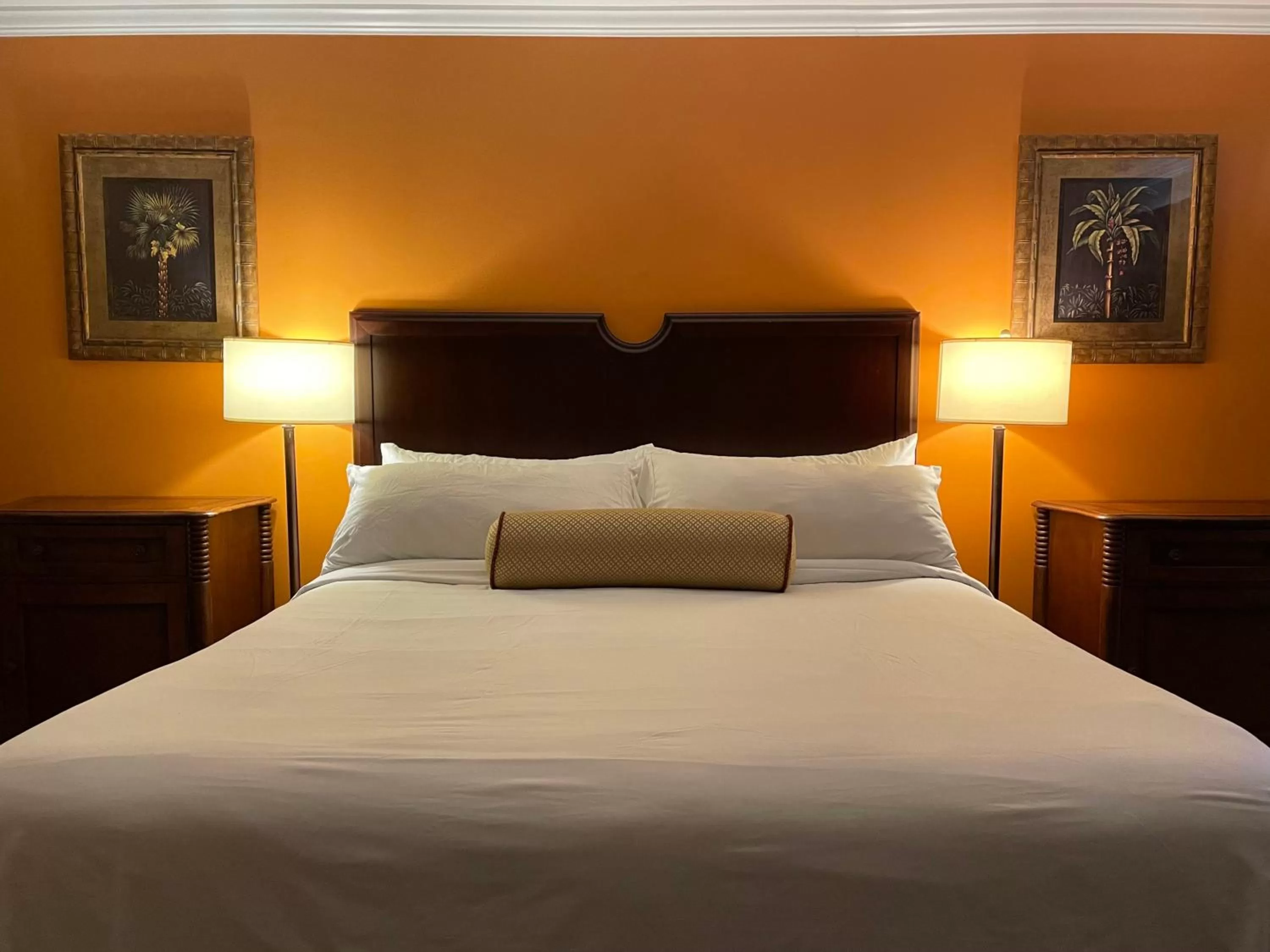 King Studio Suite - Non-Smoking in Howard Johnson by Wyndham Ridgecrest, CA