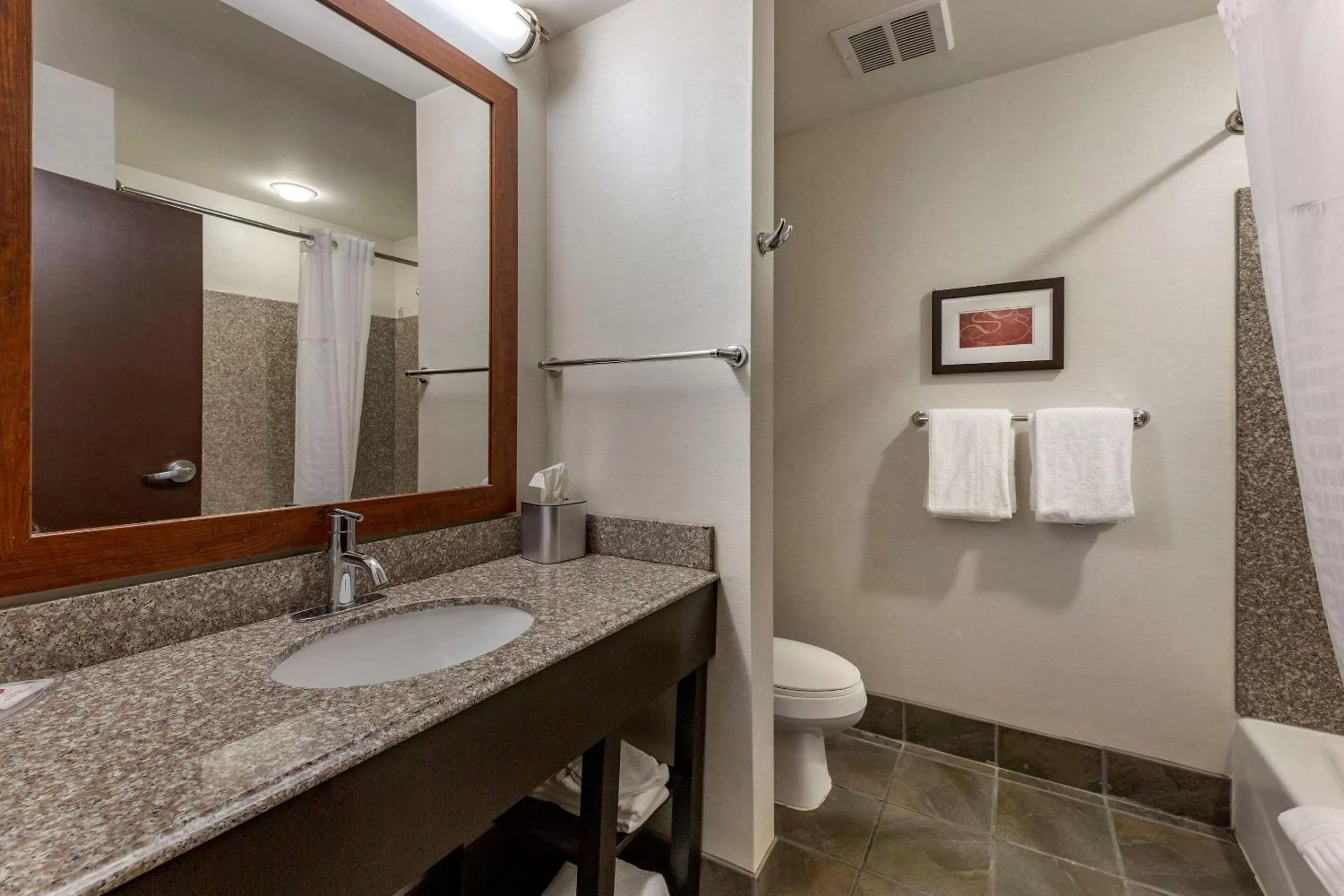 King Suite - Accessible/Non-Smoking in Comfort Suites Perrysburg - Toledo South