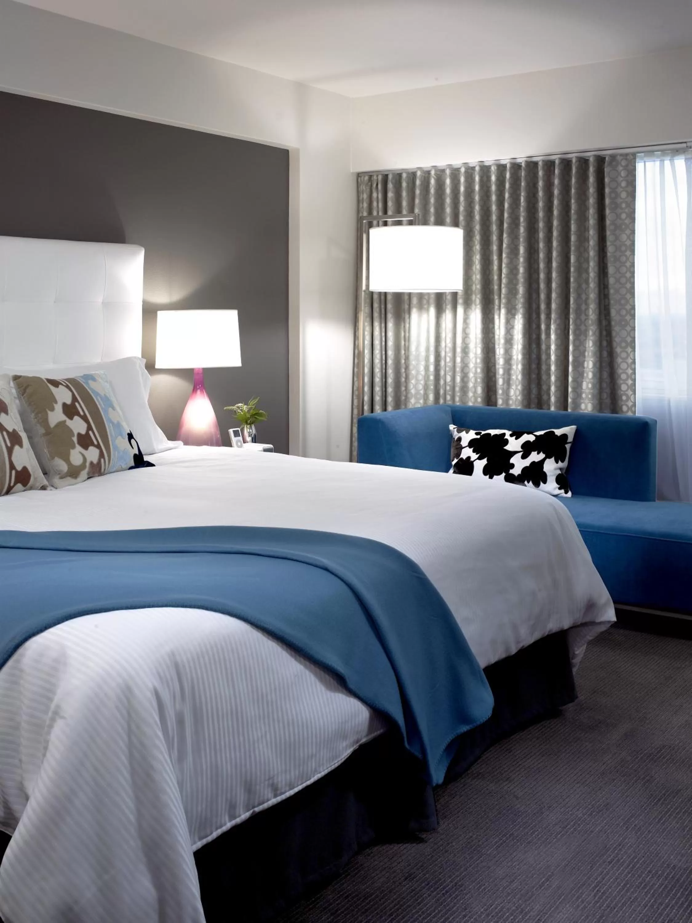 Deluxe King Room in Hotel Murano