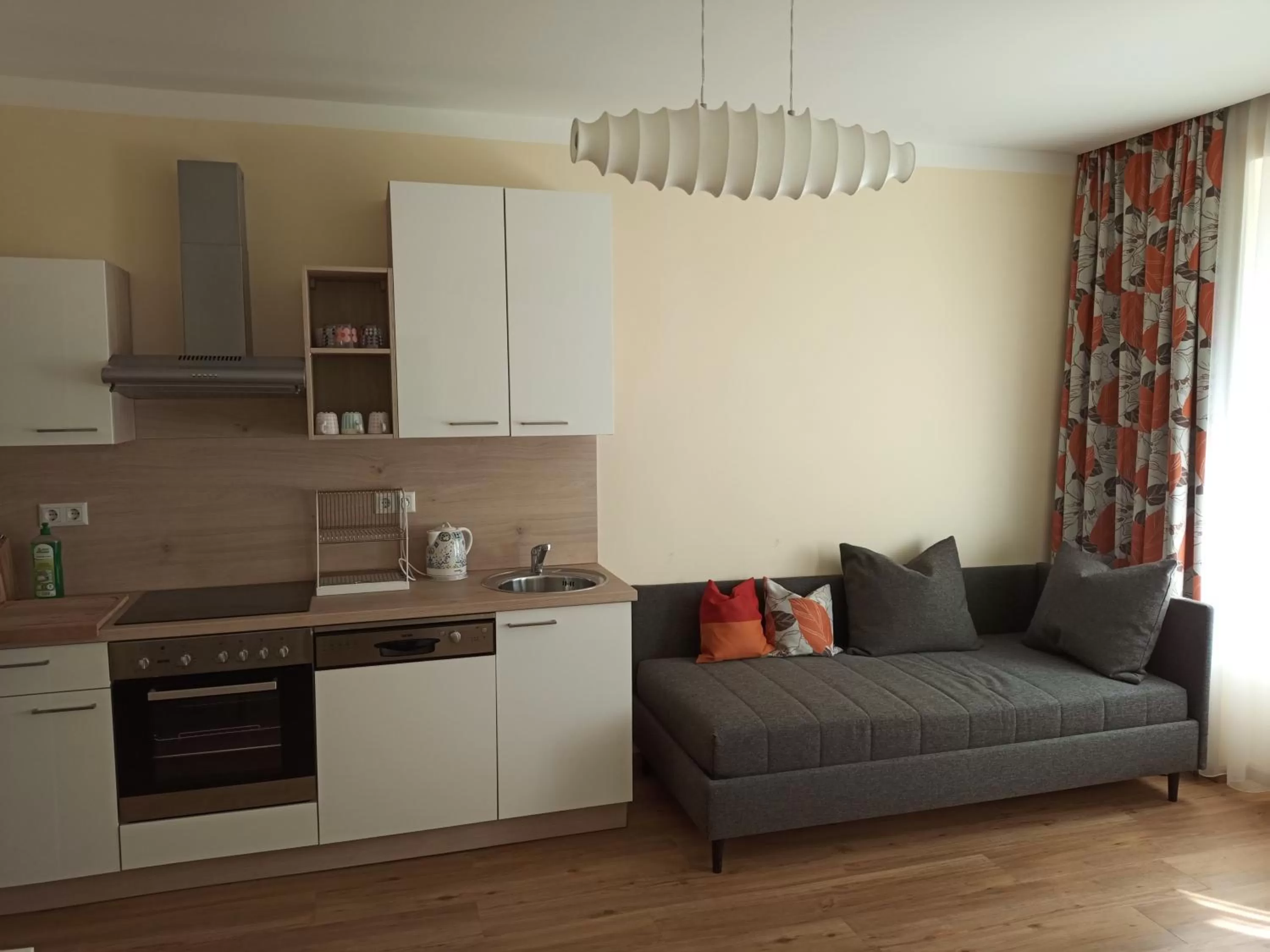 Large Apartment in Adlerhof