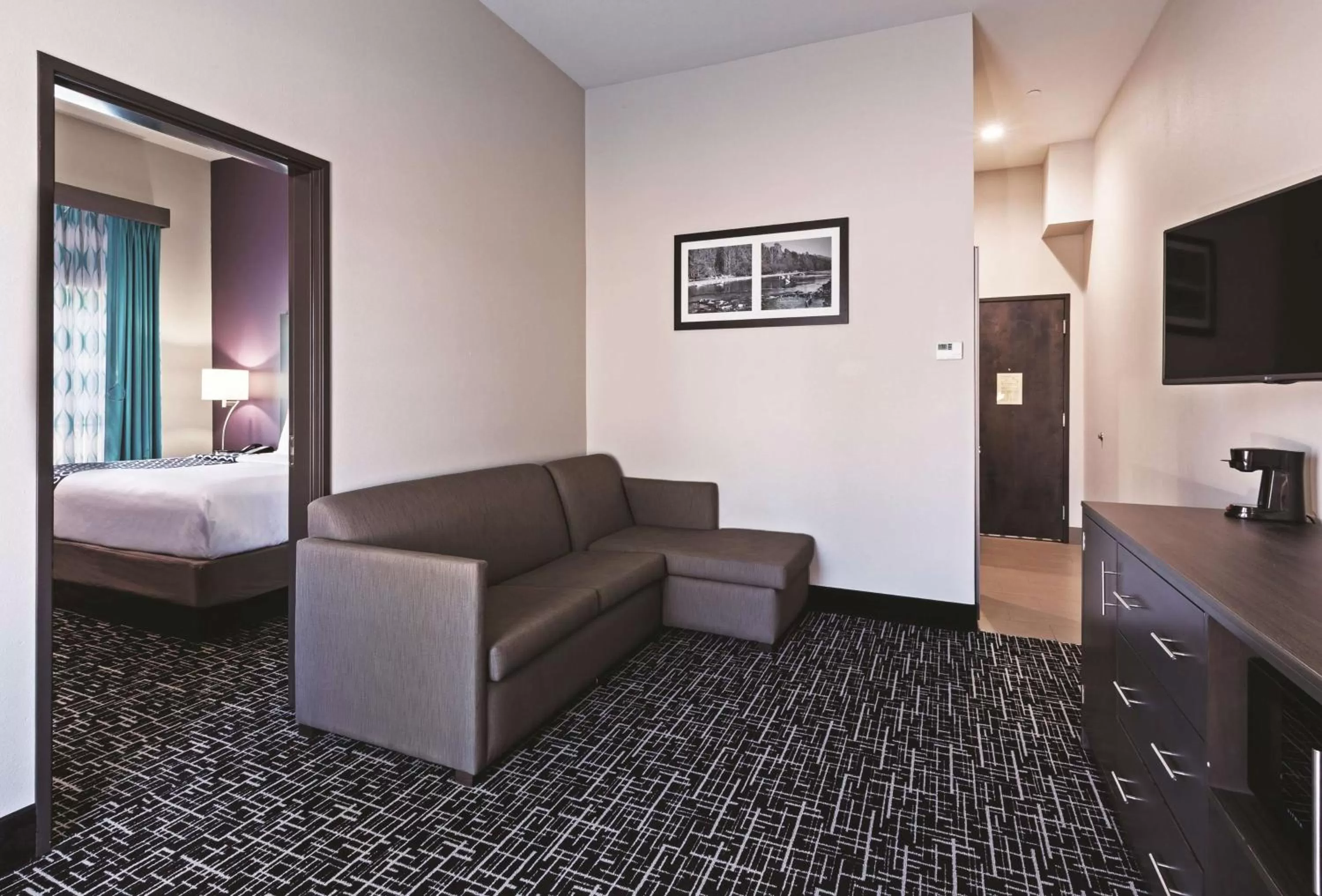 King Suite - Non-Smoking in La Quinta by Wyndham Claremore