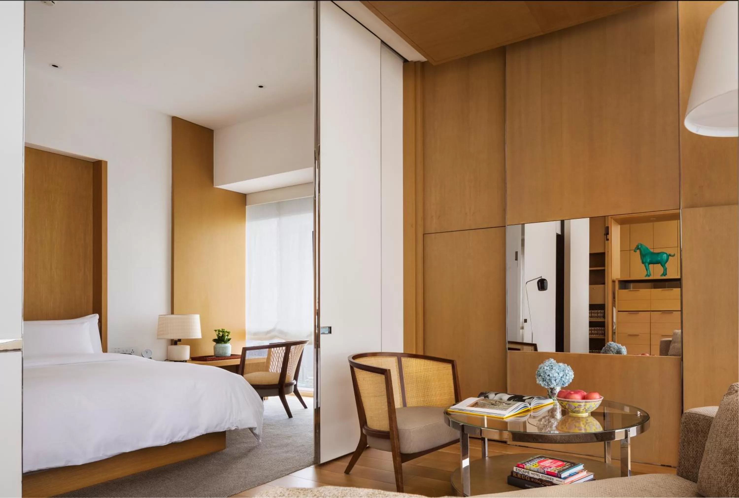 King Room with Atrium View - single occupancy - Club Access in Grand Hyatt Chengdu