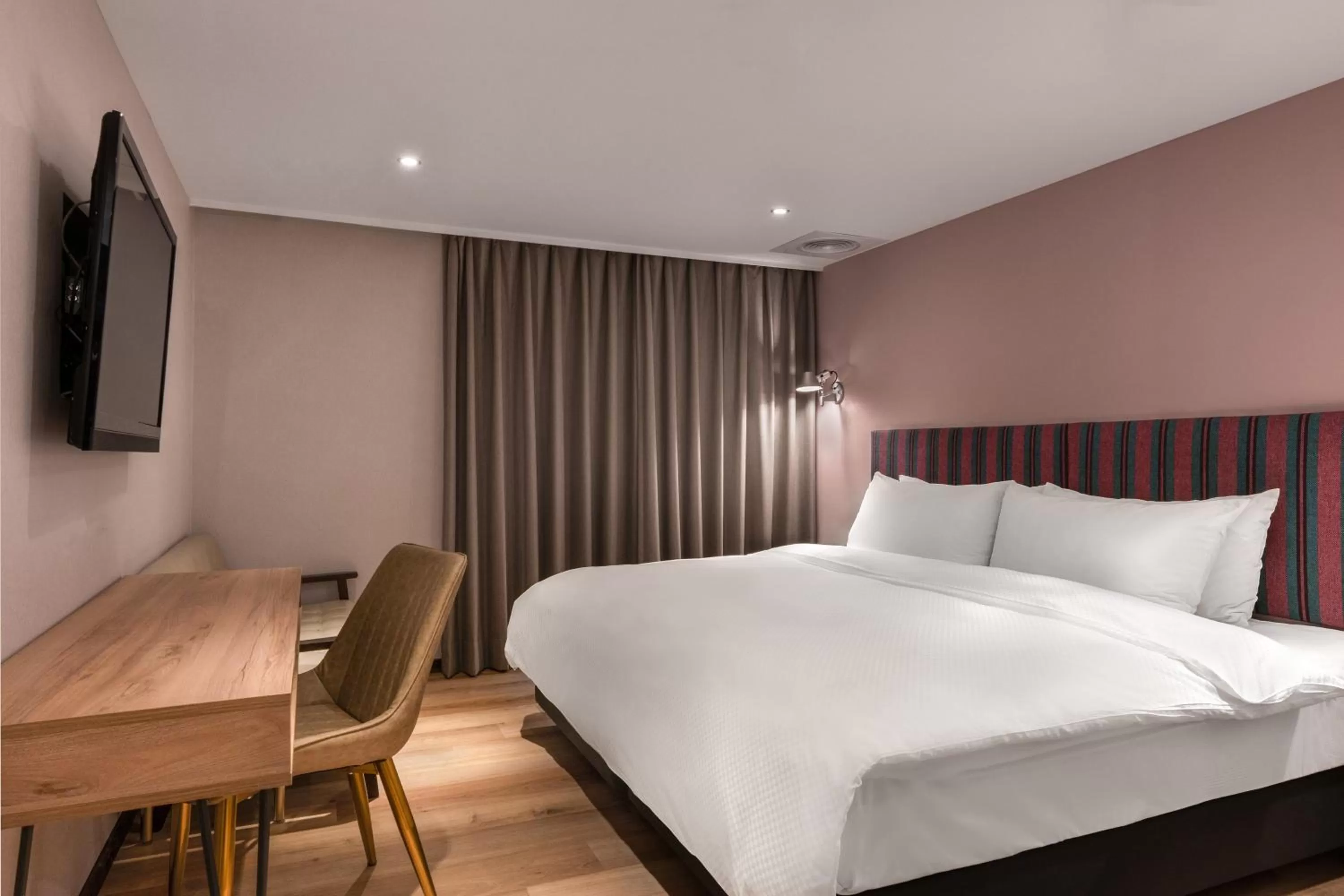 Standard Double Room in River Inn Kenting