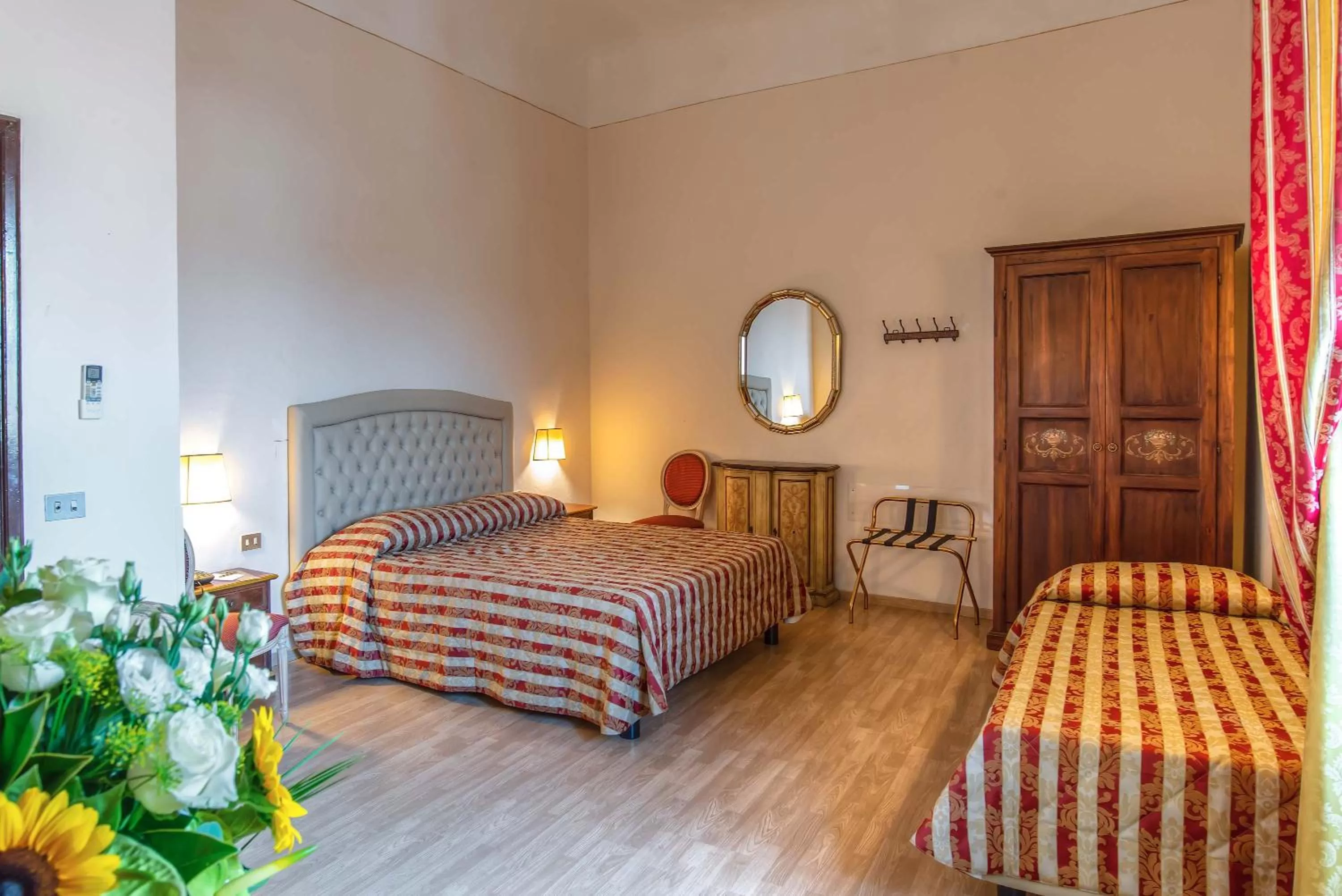 Family Room in Hotel Paris