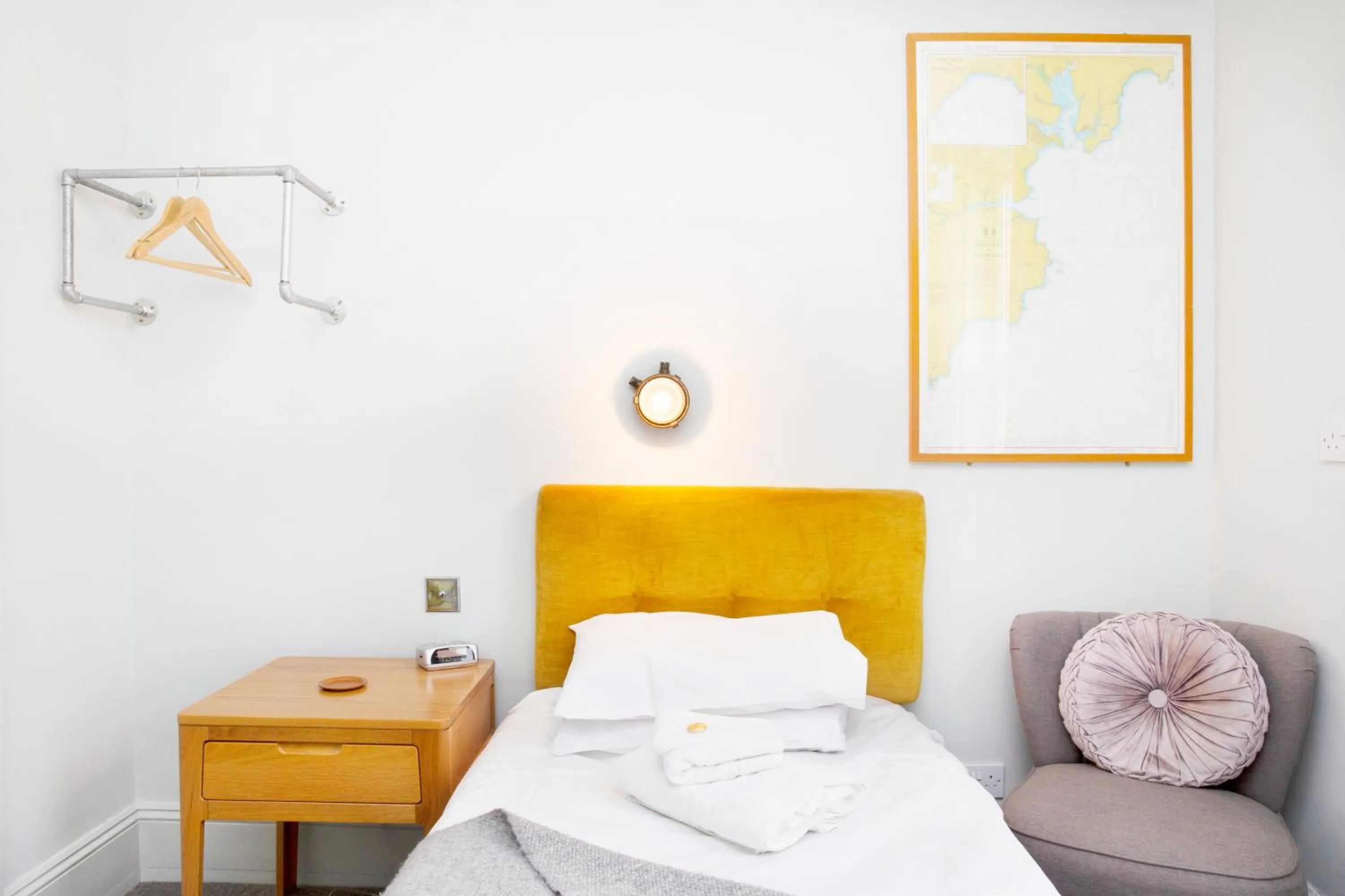 Single Room with Shower in The Lerryn