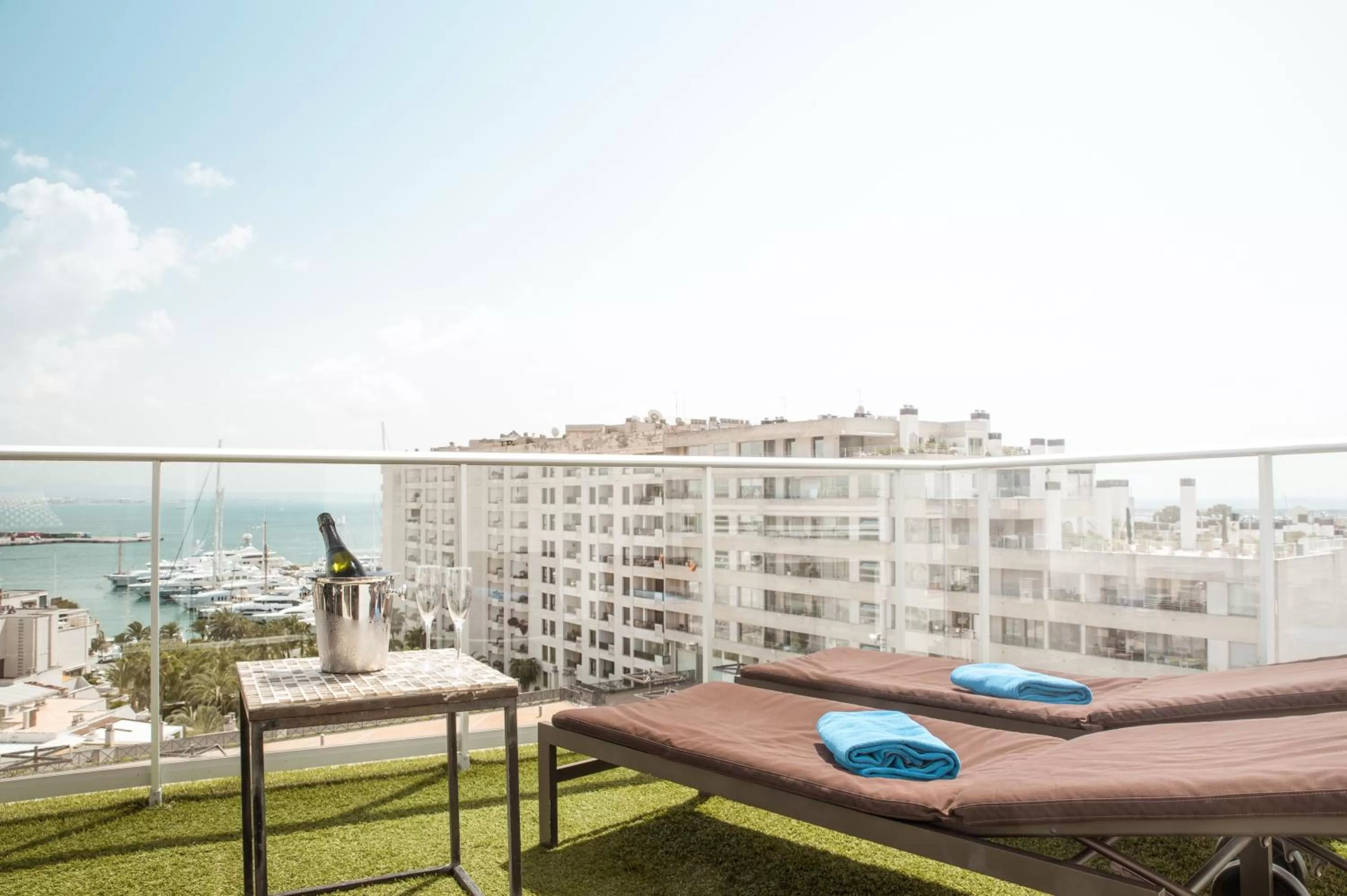 Suite in Hotel Feliz