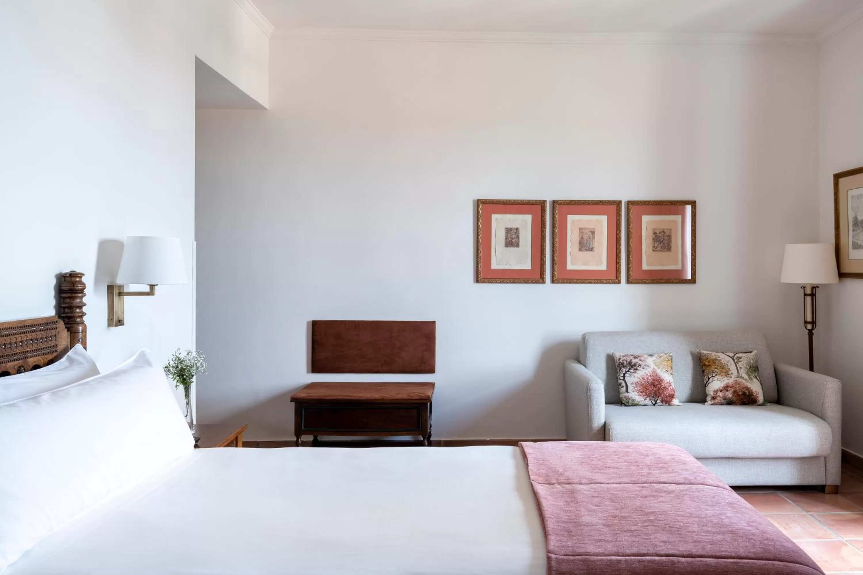 Standard Double Room (2 Adults + 1 Child) in Parador de Ciudad Rodrigo