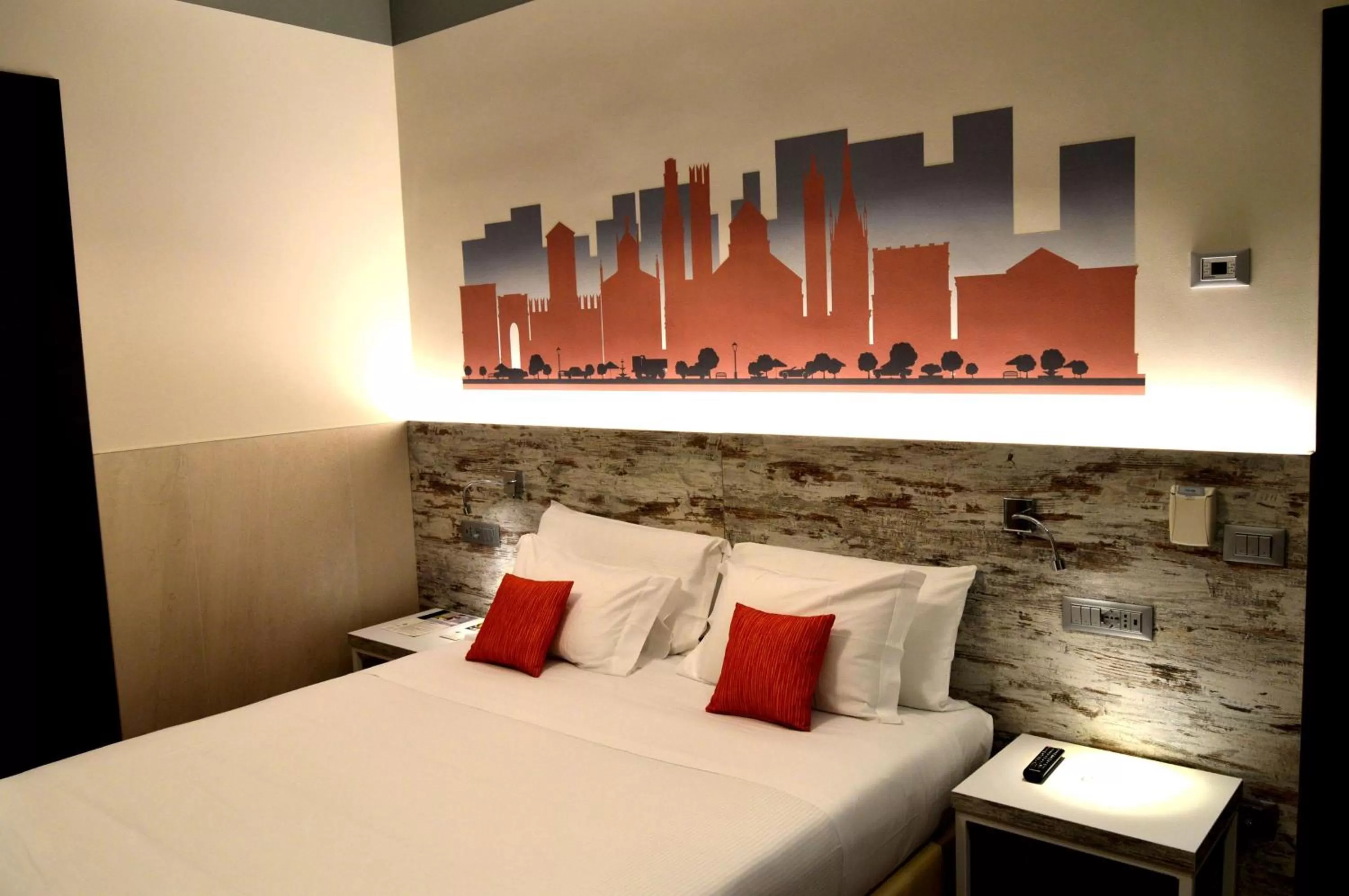 Standard Queen Room - Non-Smoking in Best Western Plus Soave Hotel