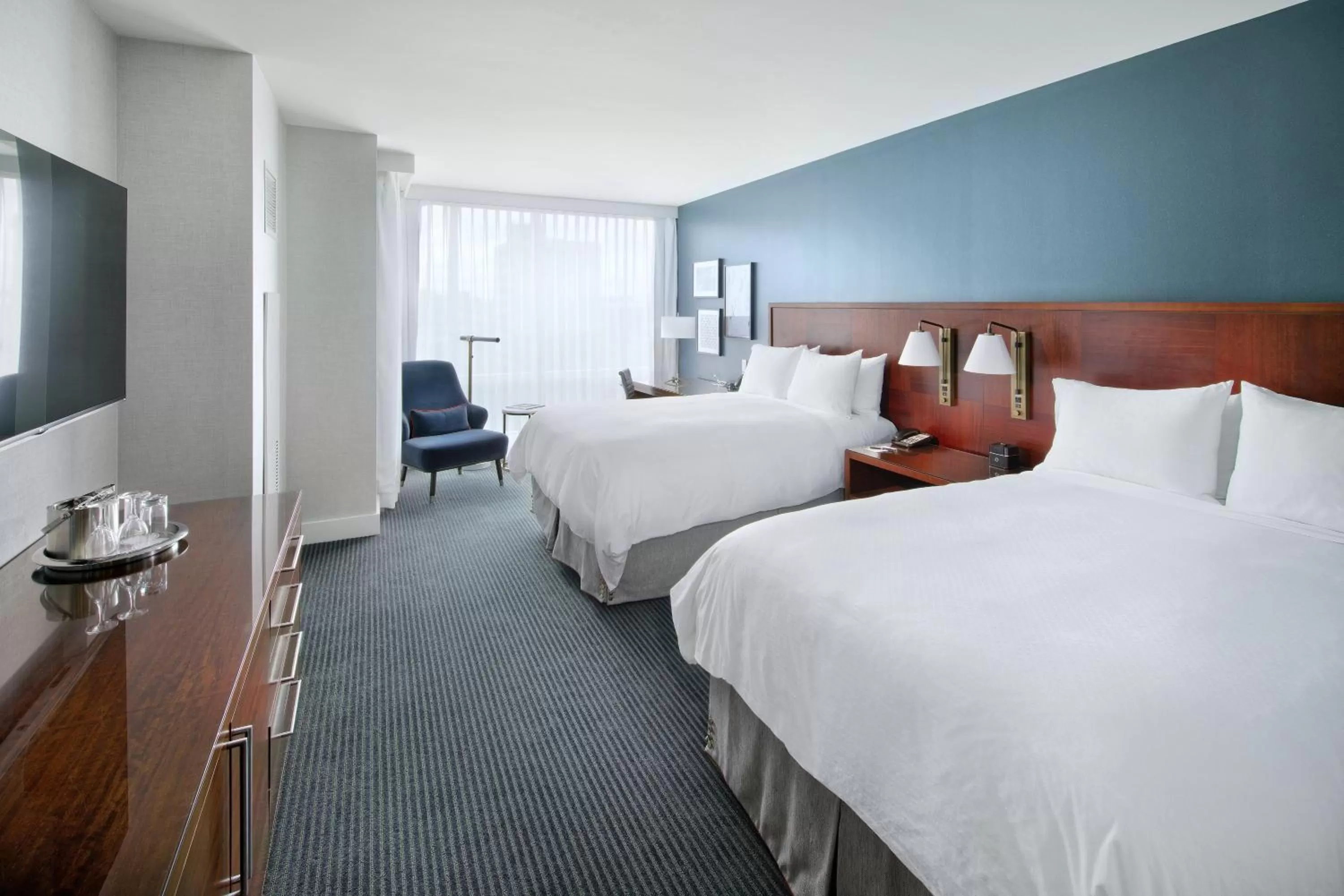 Classic Double Room with Two Double Beds and Skyline View in InterContinental San Francisco by IHG