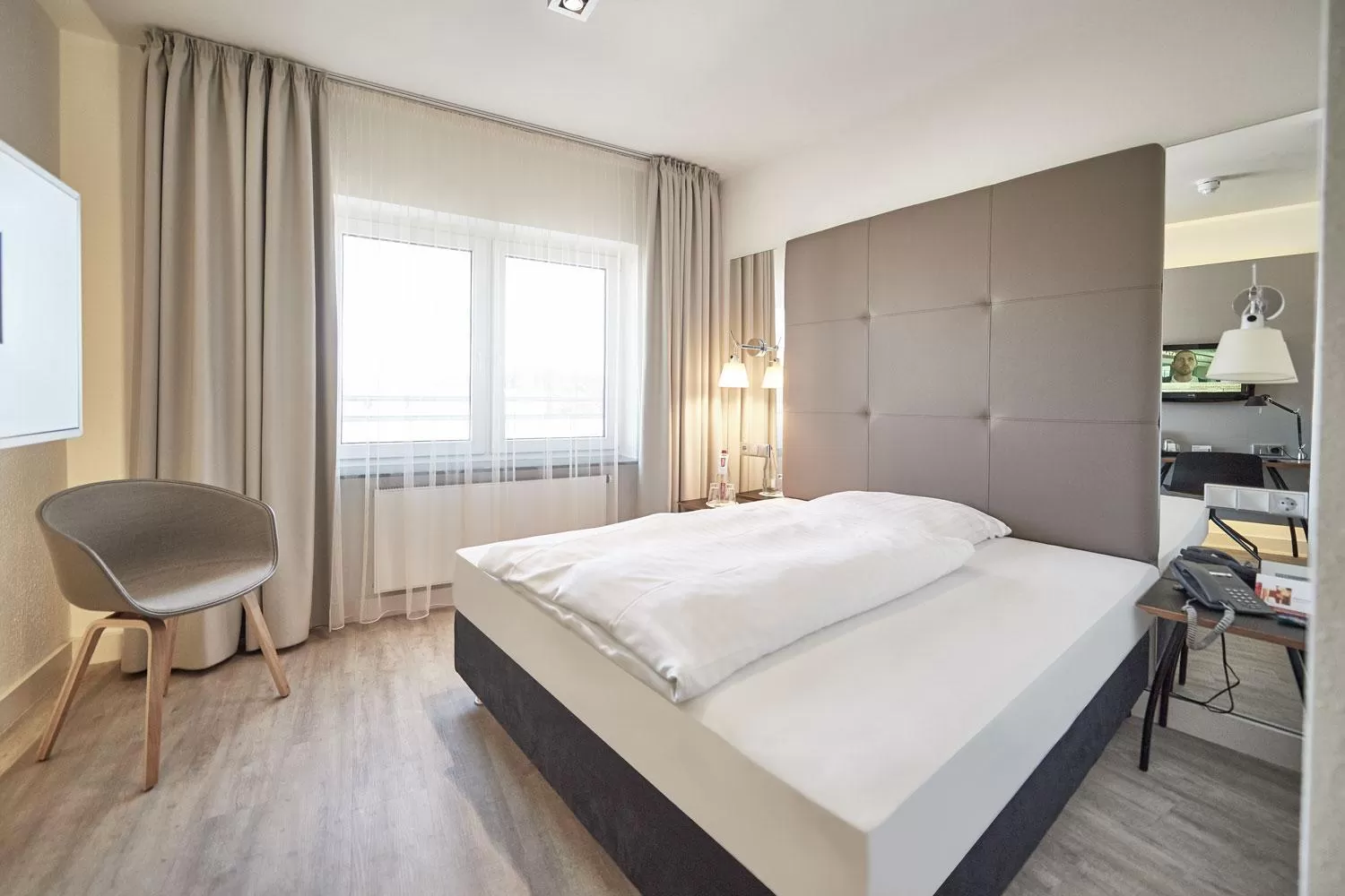 Queen Room in Hotel Amadeus